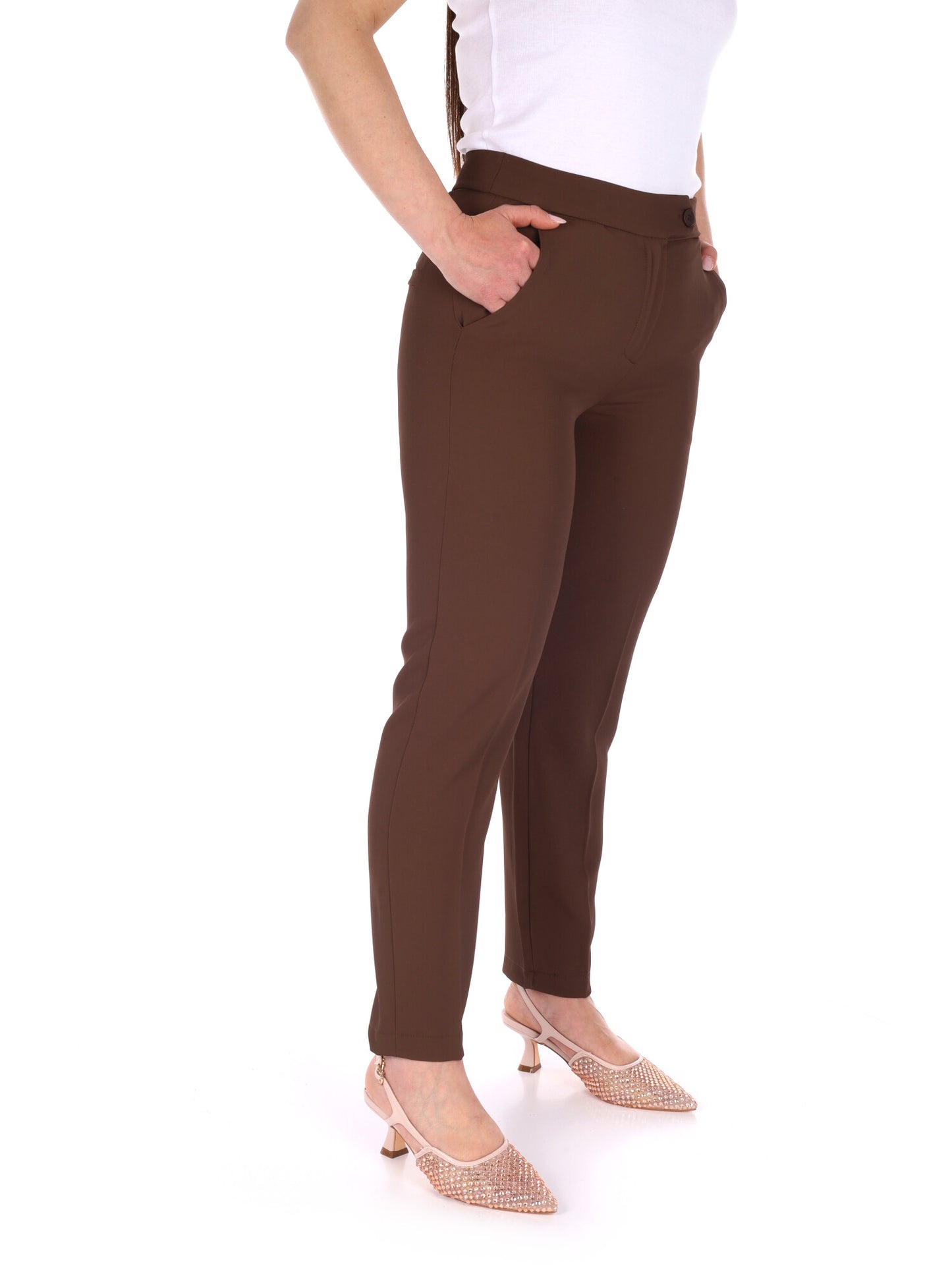 Pantaloni Miss Love donna beige dal taglio versatile e moderno