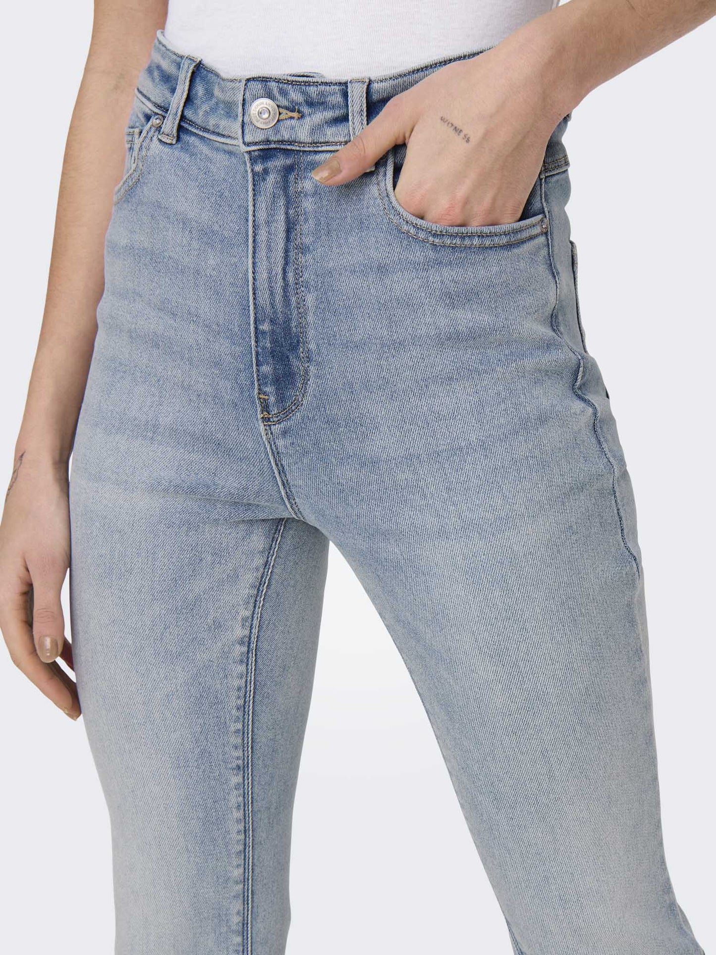 ONLY MILA HW FLARED - JEANS CHIARO