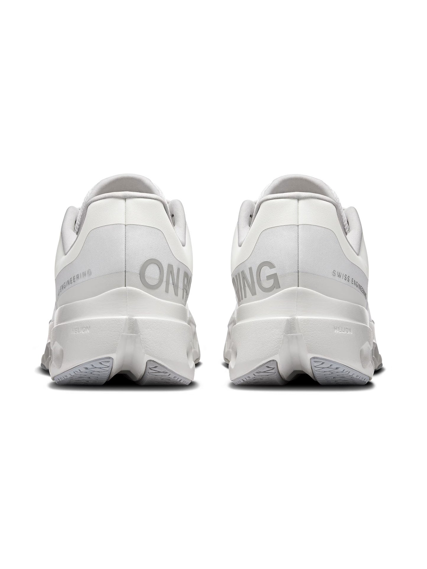 On Cloudsurfer Next, scarpe running uomo bianche