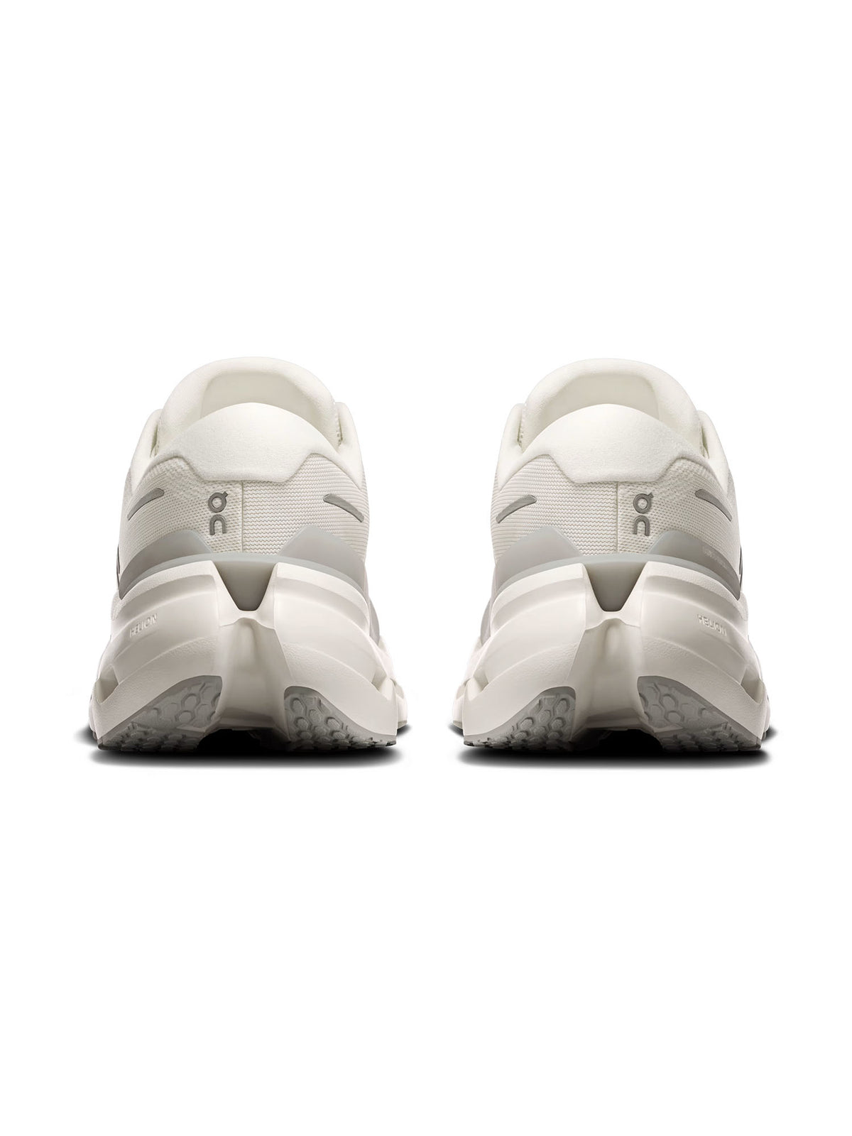 On cloudrunner 3 scarpa running da uomo bianco