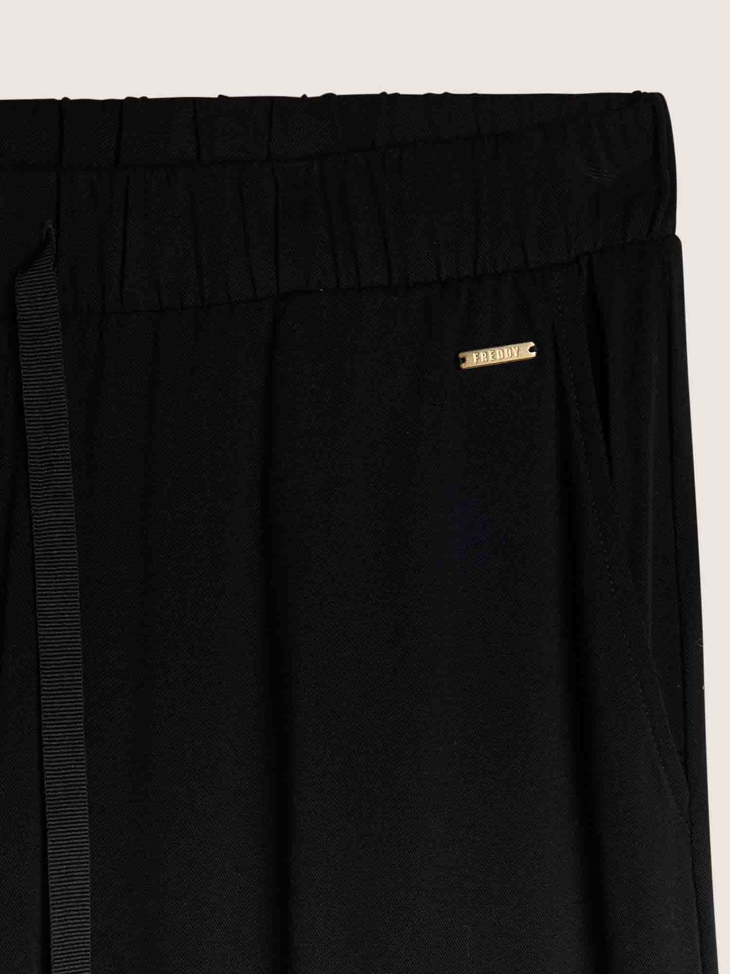 PANTALONE CON SPACCHI LATERALI FREDDY DA DONNA NERO