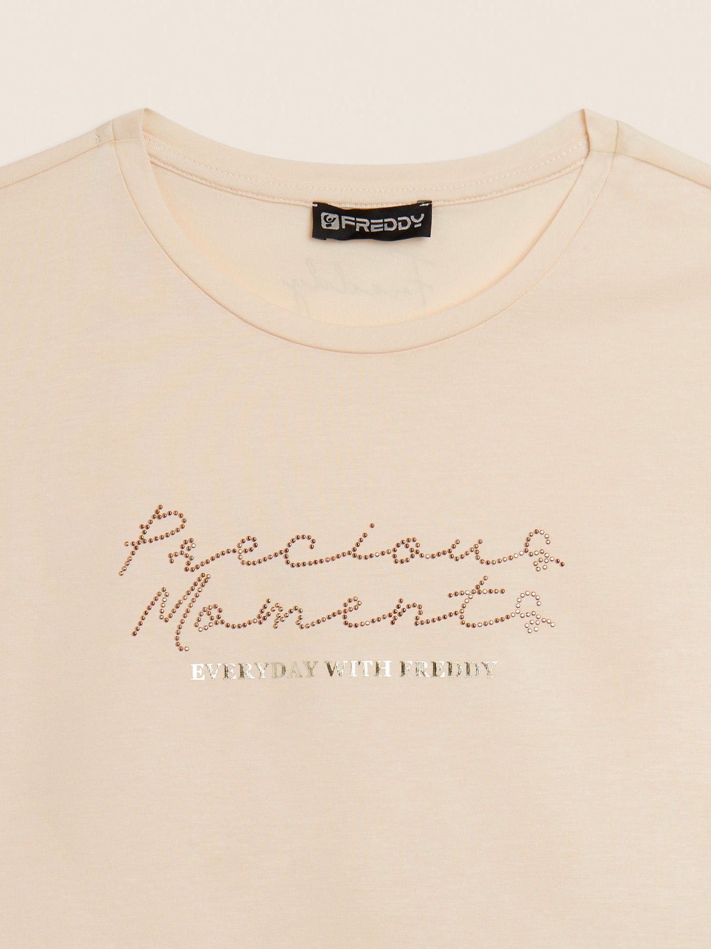 Freddy Slounge, t-shirt maniche corte donna beige elegante e comfort