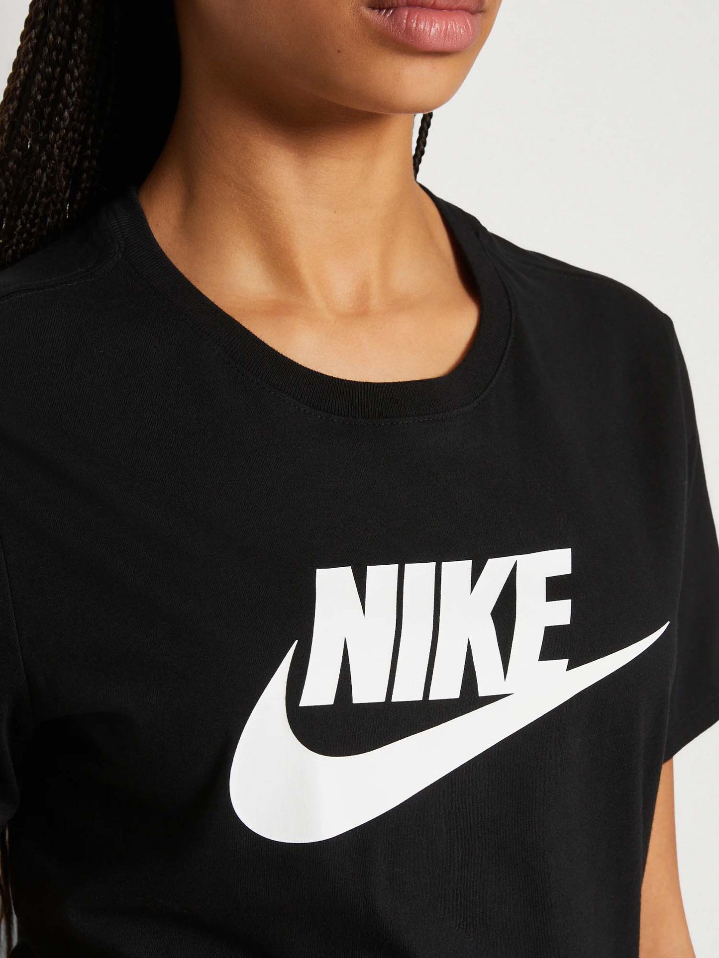 T-SHIRT GIROCOLLO NIKE DA RAGAZZA NERO