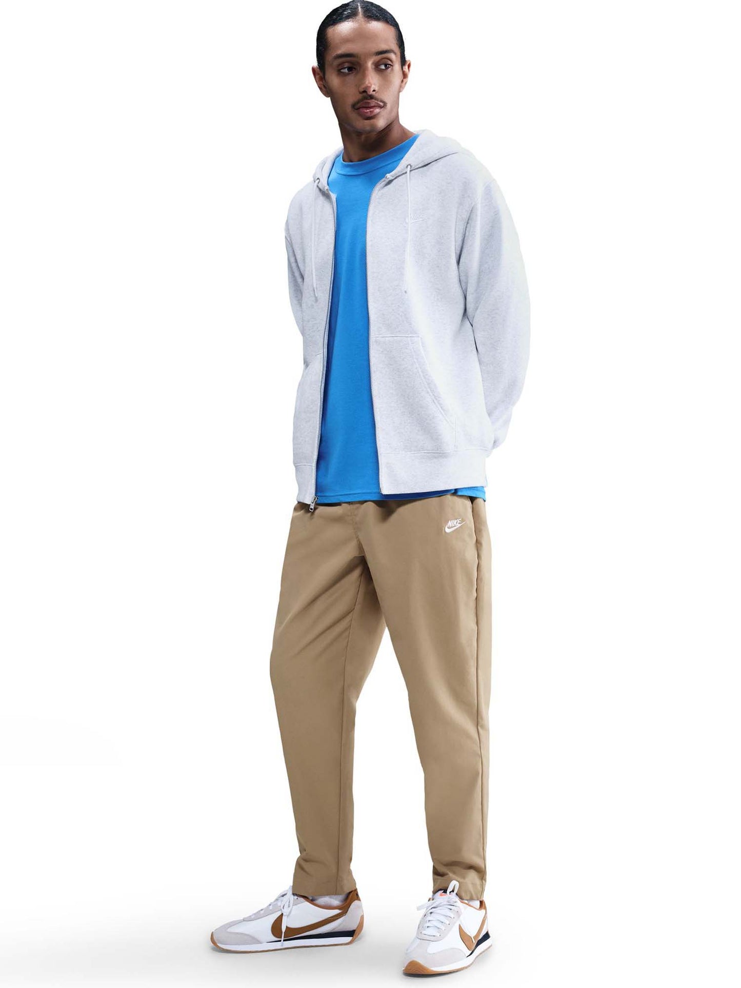 Pantaloni Nike Club Woven tapered da uomo beige per primavera estate