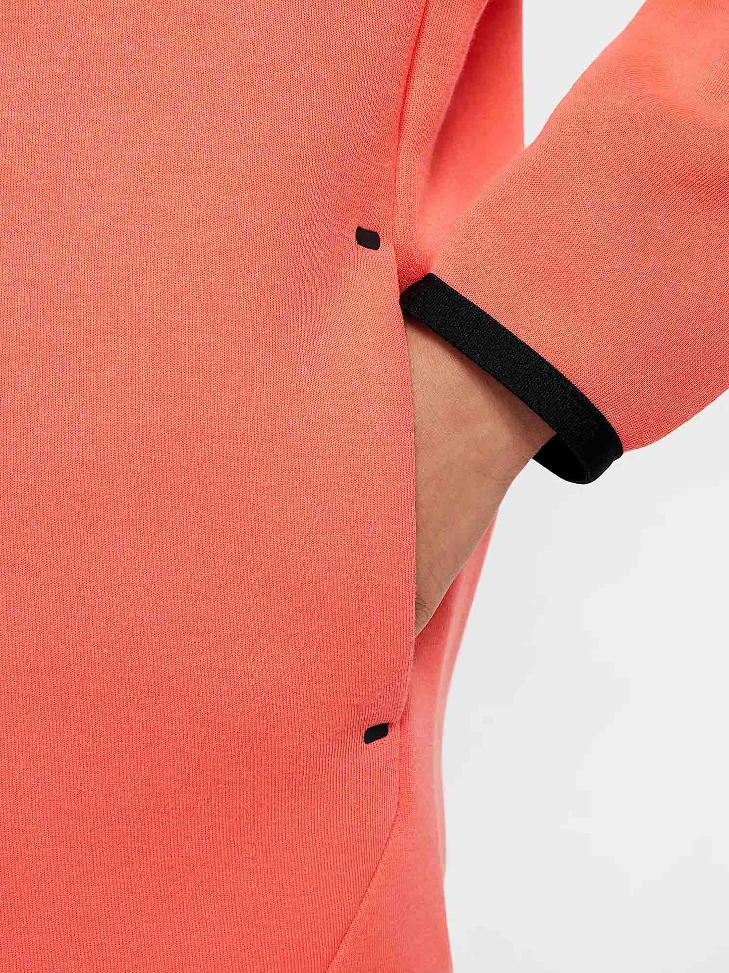FELPA TECH NIKE DA BAMBINA MANGO