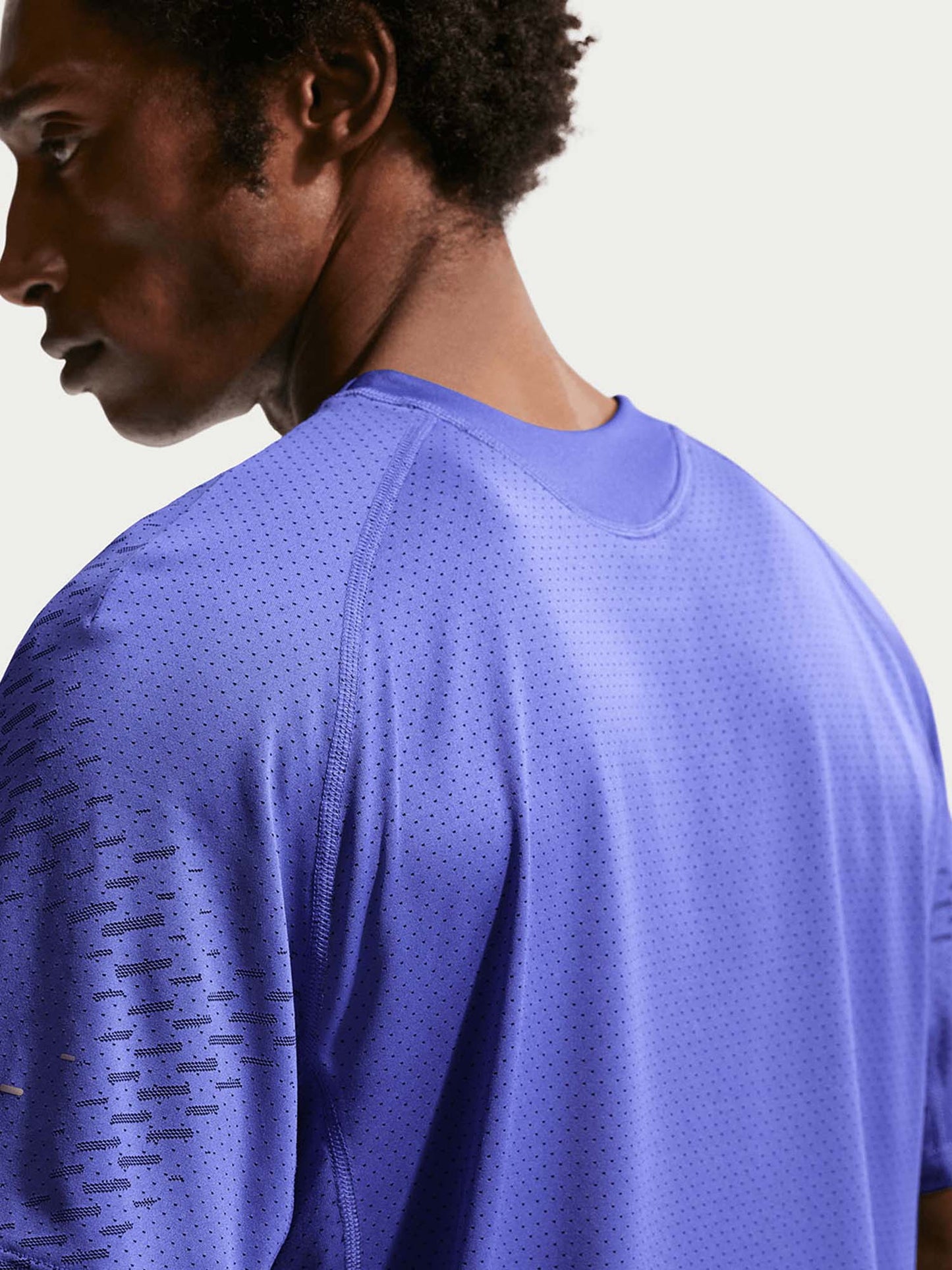 Nike Stride Plus, t-shirt running da uomo blu