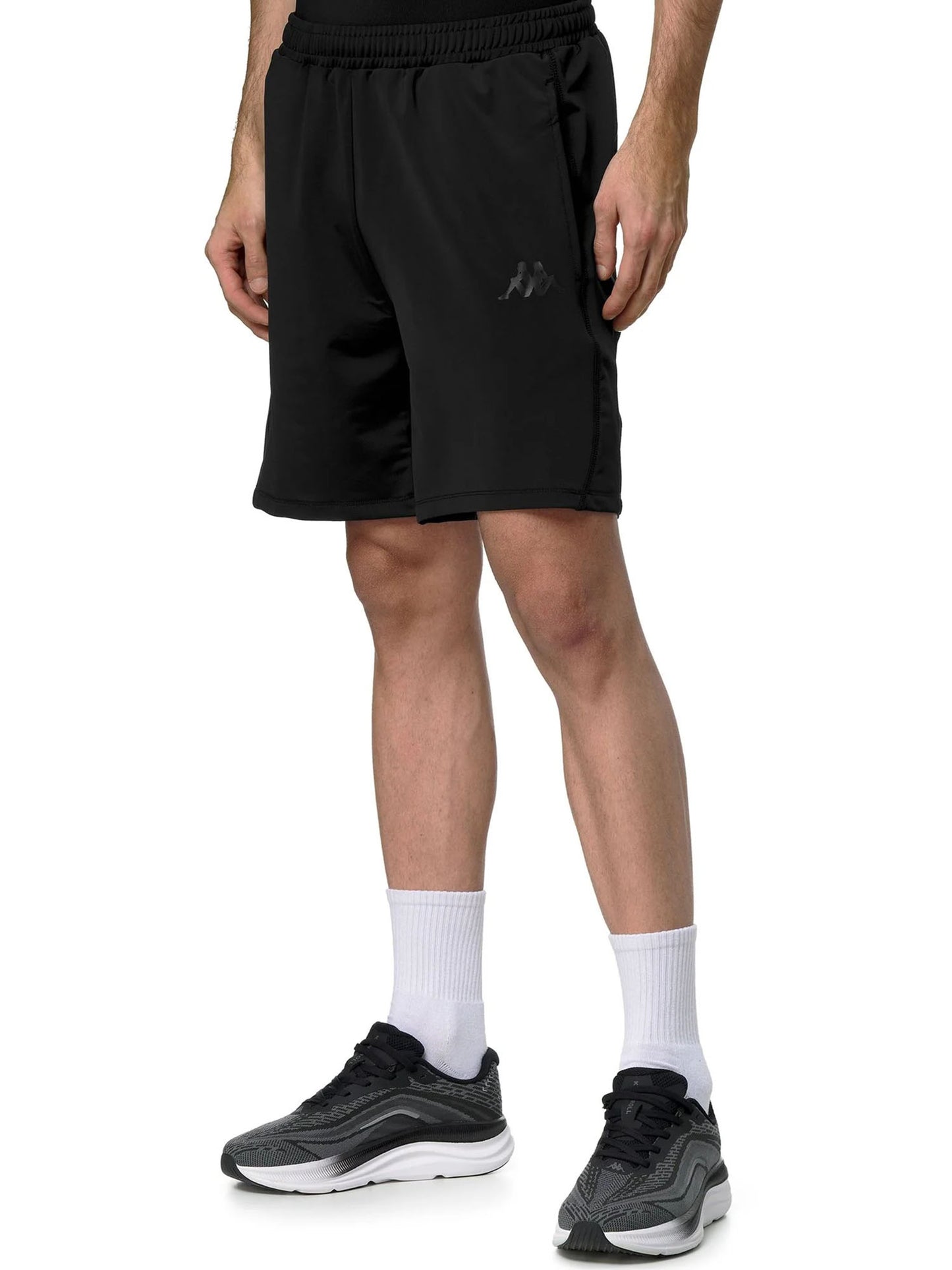 Shorts Kappa da uomo in nero, stile essenziale e versatile