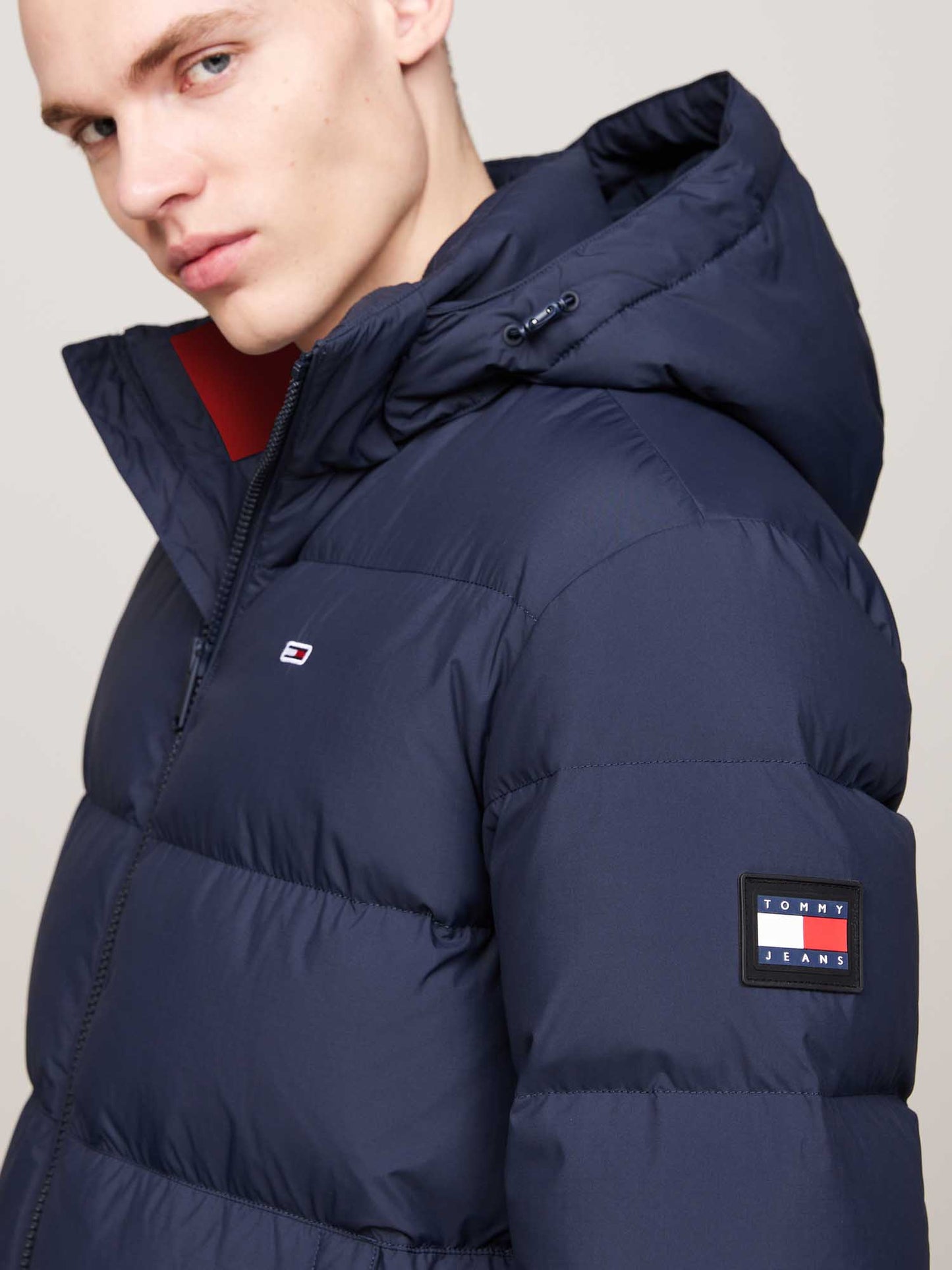PIUMINO IDROREPELLENTE CON CAPPUCCIO TOMMY JEANS DA UOMO BLU