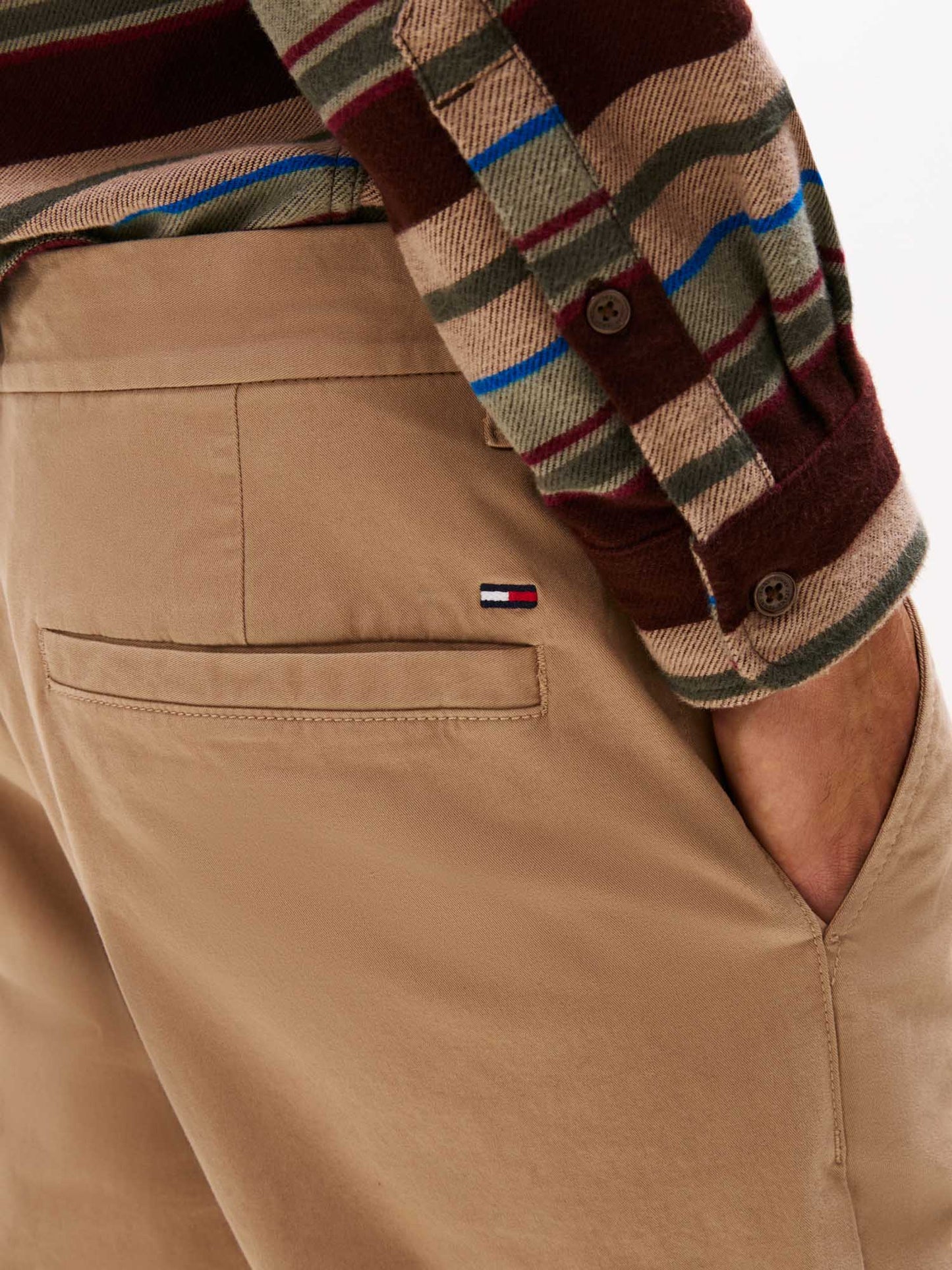 PANTALONI CHINO AUSTIN TOMMY JEANS DA UOMO BEIGE