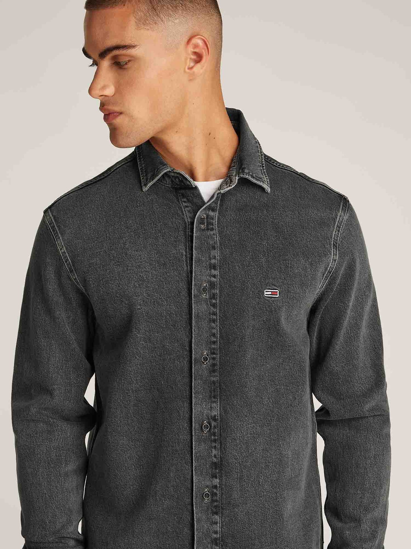 CAMICIA IN DENIM SBIADITO TOMMY HILFIGER DA UOMO DENIM BLACK