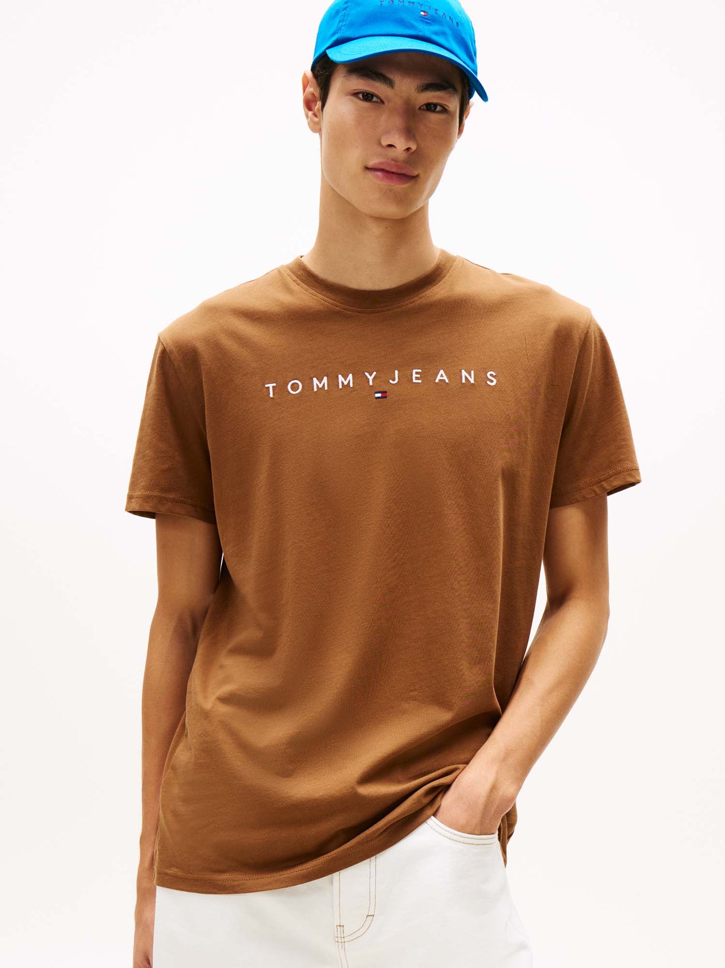 T-SHIRT LOGO LINEARE TOMMY JEANS DA UOMO BISCOTTO