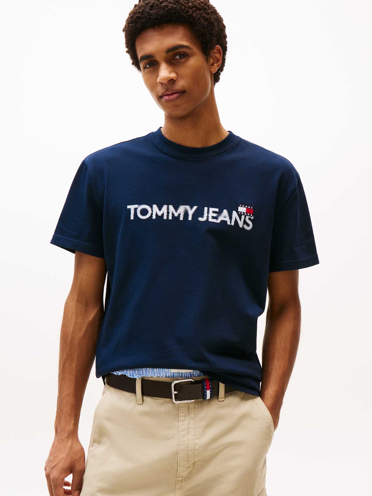 T-SHIRT REG BADGE TOMMY JEANS UOMO BLU