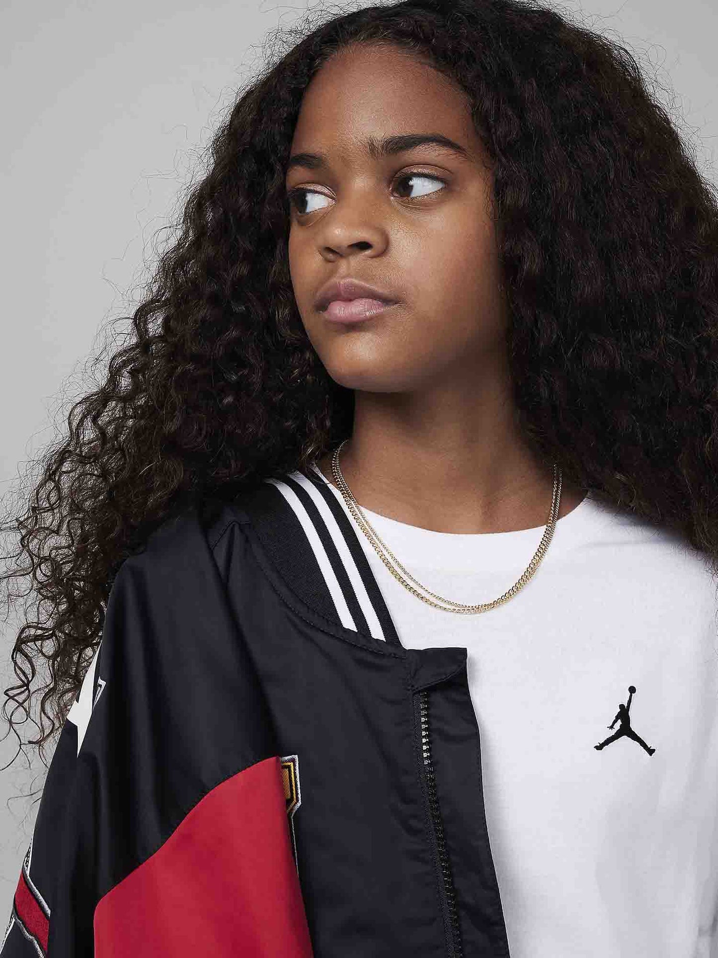 T-shirt Jordan bianca con logo ricamato unisex bambino