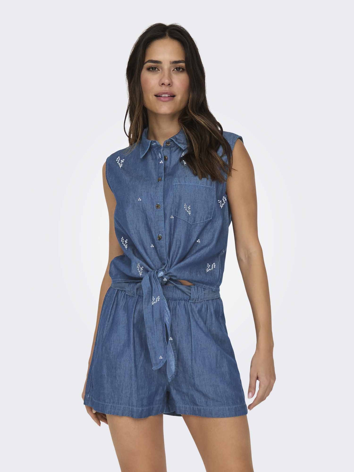 Camicia donna Jacqueline de Yong in denim dal taglio casual