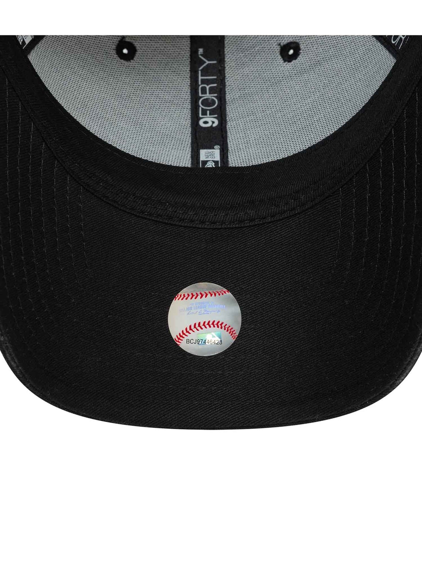 CAPPELLO CON VISIERA NEW ERA UNISEX NERO
