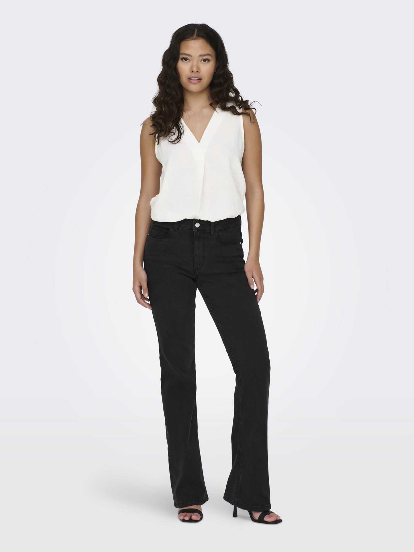 Canotta Divya di Jacqueline de Yong donna bianca per look estivi