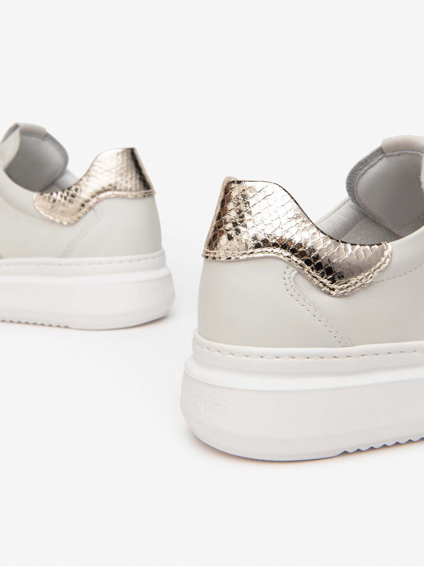 SNEAKERS CON PLATFORM NERO GIARDINI DONNA PANNA