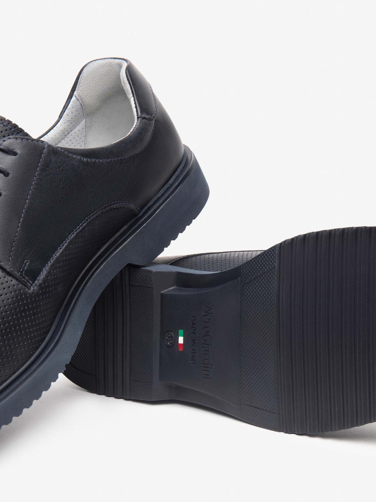 STRINGATA IN PELLE NERO GIARDINI UOMO BLU