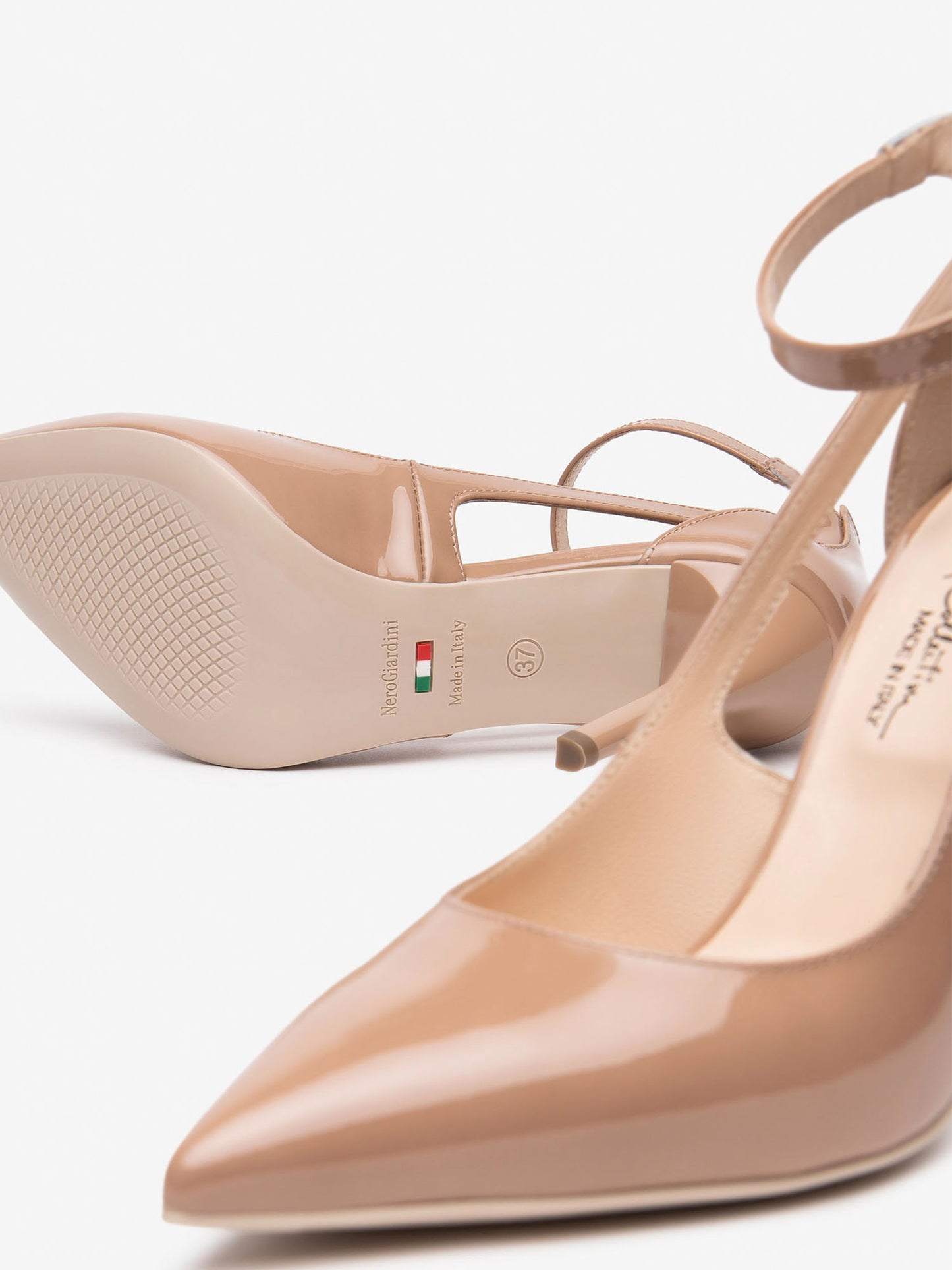 Décolleté Breia elegante in pelle nude da donna