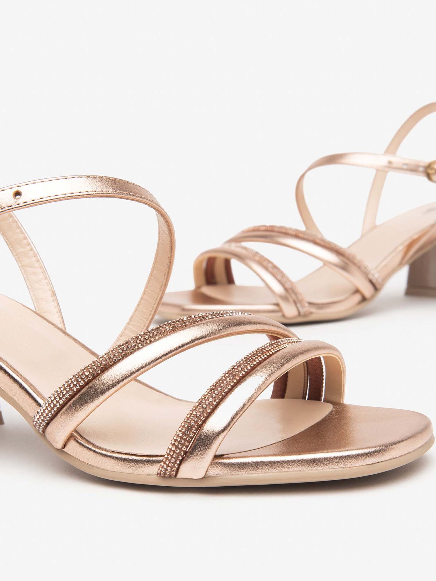 NERO GIARDINI SANDAL - PLATINO