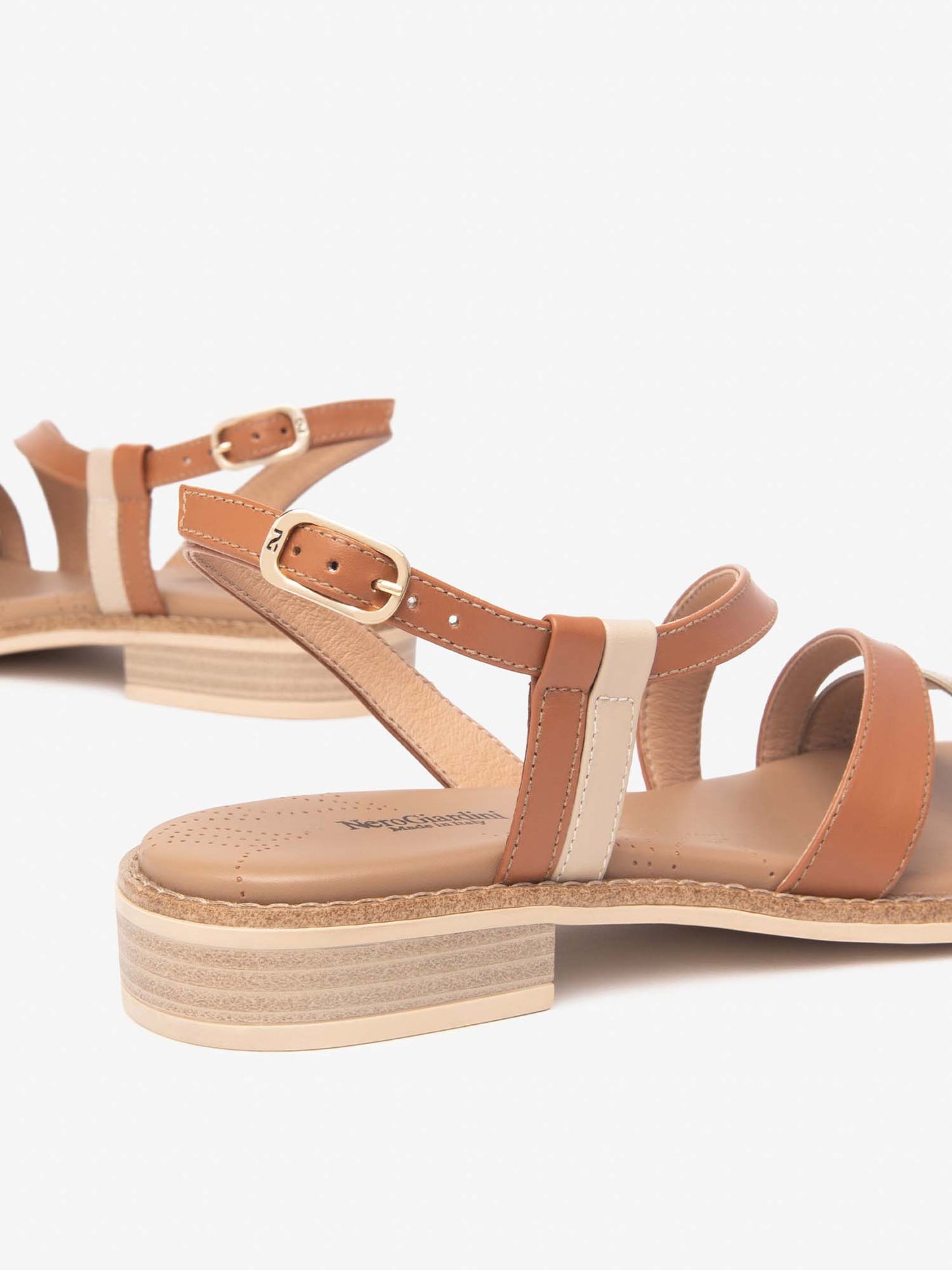 SANDALO CON FASCIETTE NERO GIARDINI DONNA COGNAC