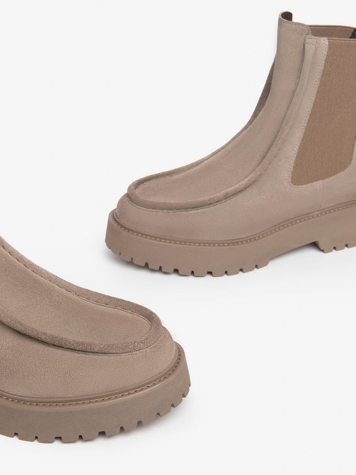 CHELSEA IN SUEDE NeroGiardini DA DONNA ARGILLA