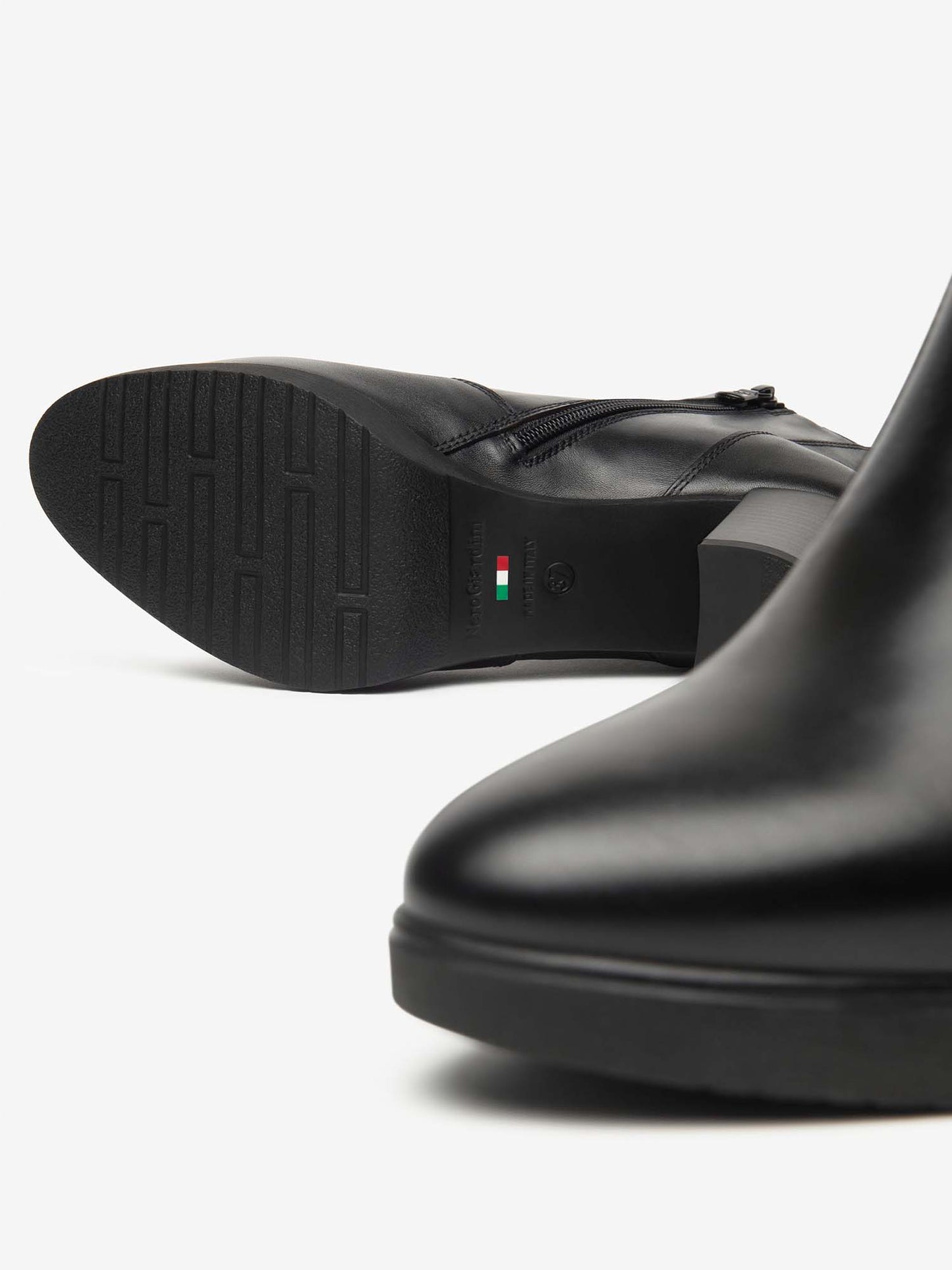 TRONCHETTI CON ZIP NeroGiardini DA DNONNA NERO