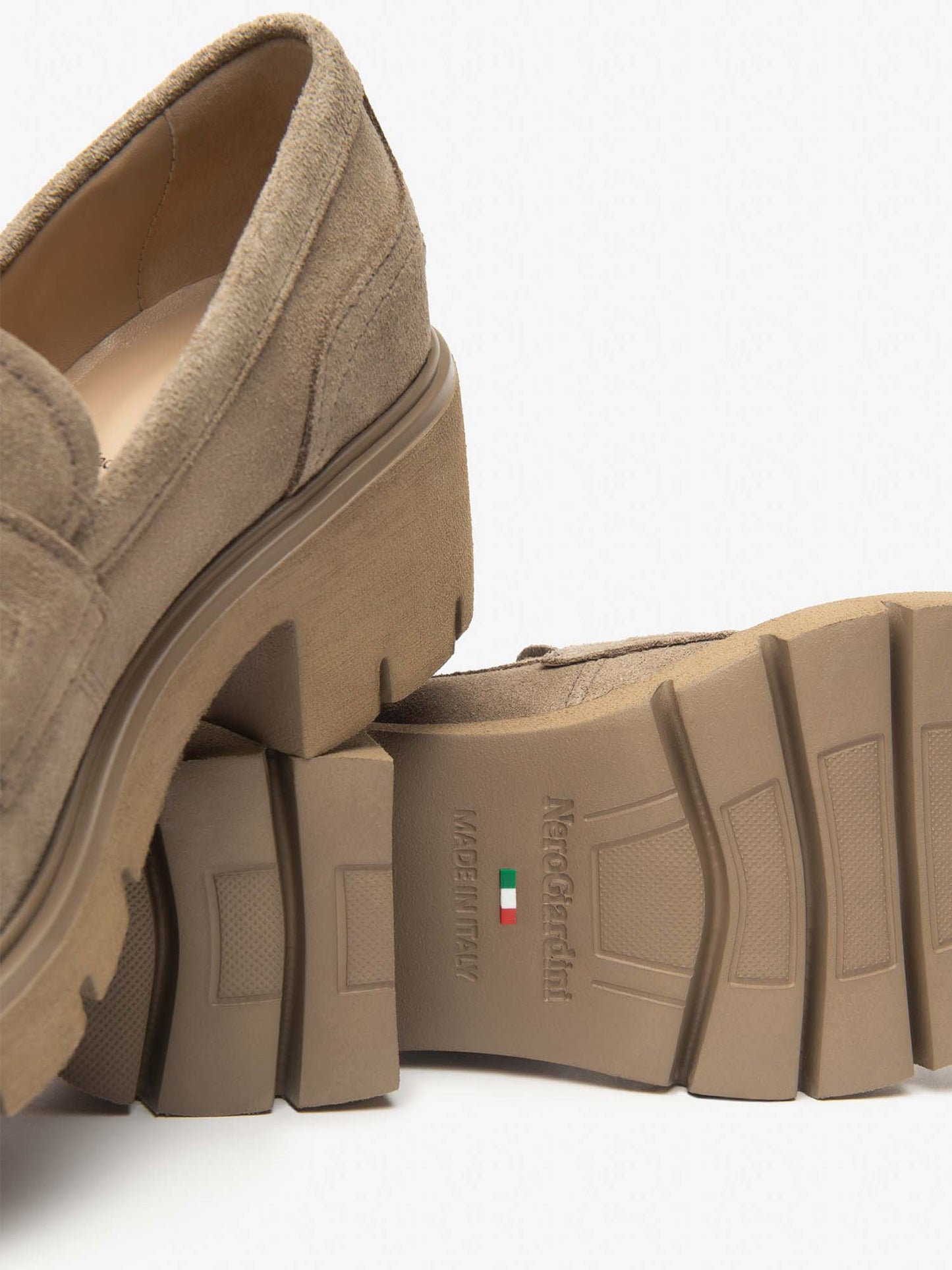 MOCASSINO CON TACCO A BLOCCO NeroGiardini BEIGE
