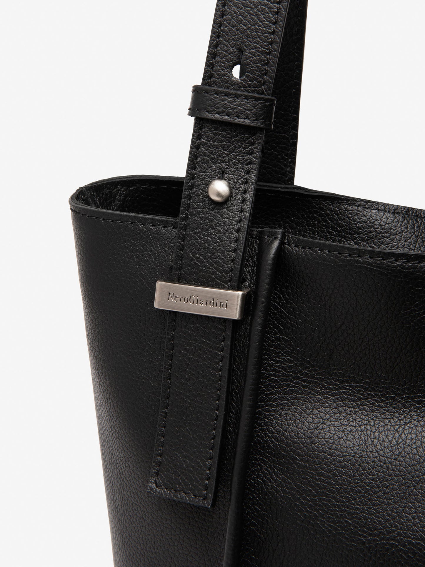 BORSA A SPALLA DA DONNA NEROGIARDINI NERO