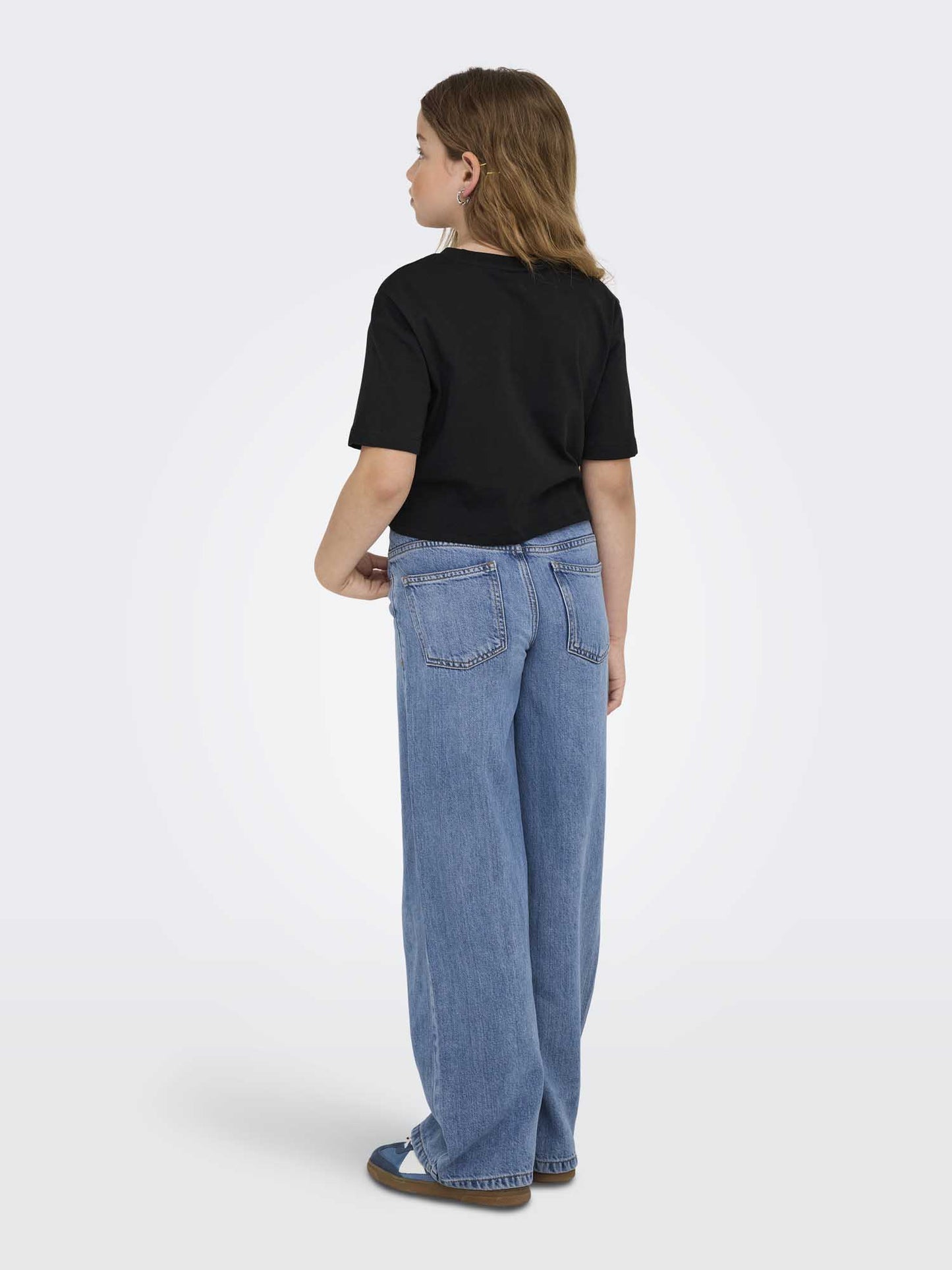 T-shirt unisex adulto Only Jr con dettaglio twist frontale nera