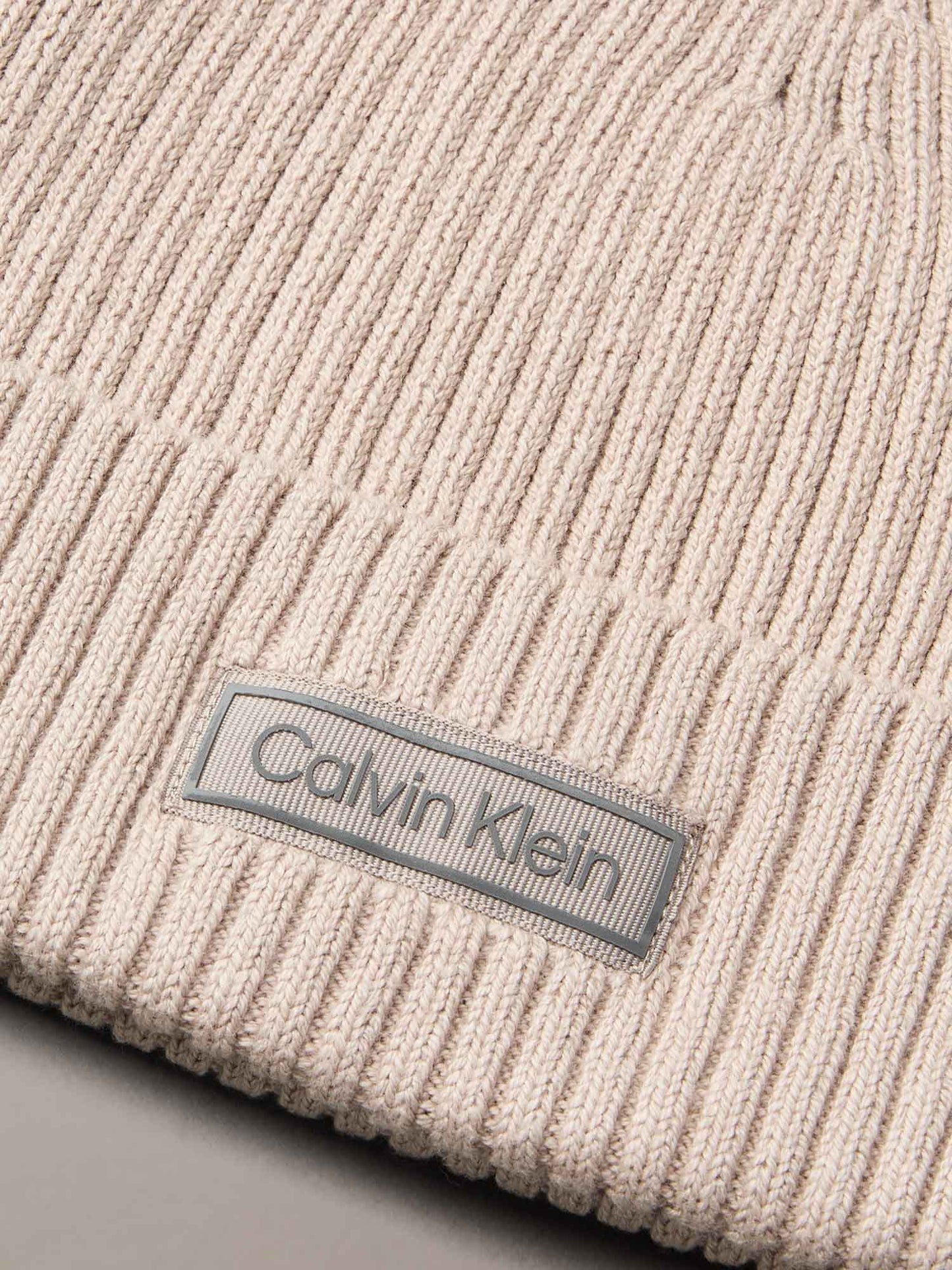 CAPPELLO PATCH CHUNKY CALVIN KLEIN UNISEX BEIGE