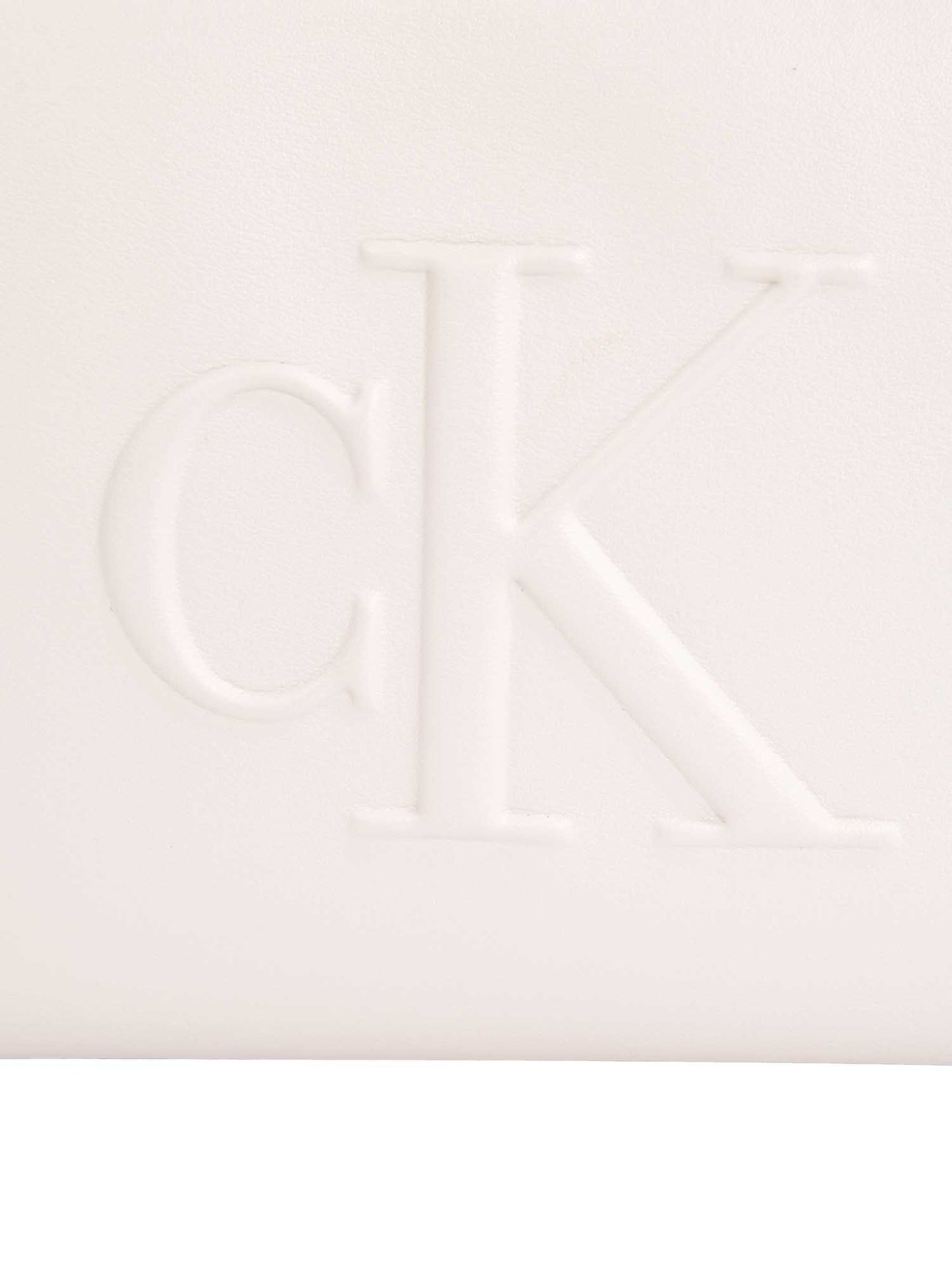 BORSA CAMERA BAG SCULPTED CALVIN KLEIN DA DONNA BIANCO