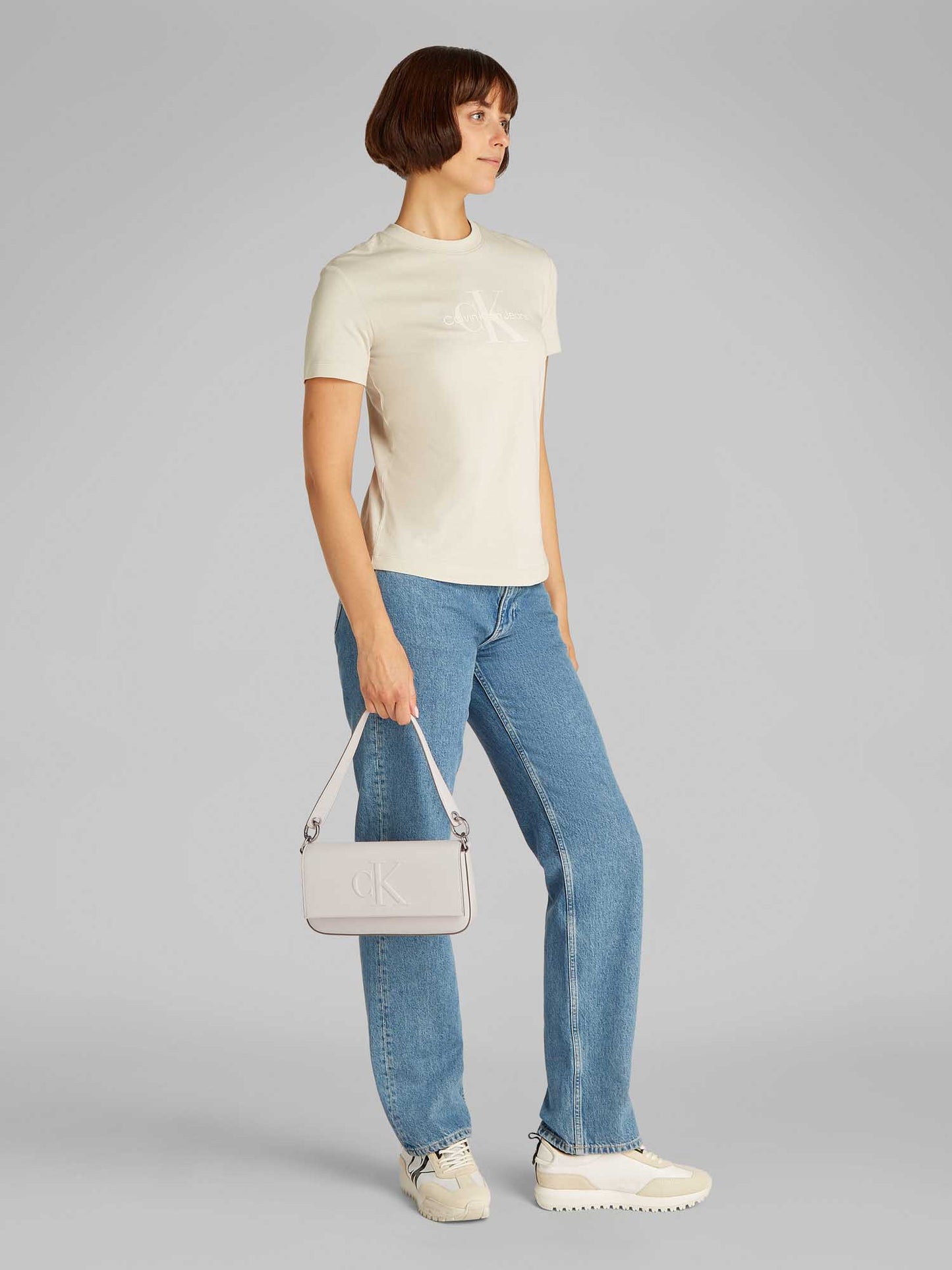 CK SCULPTED FLAP SHO