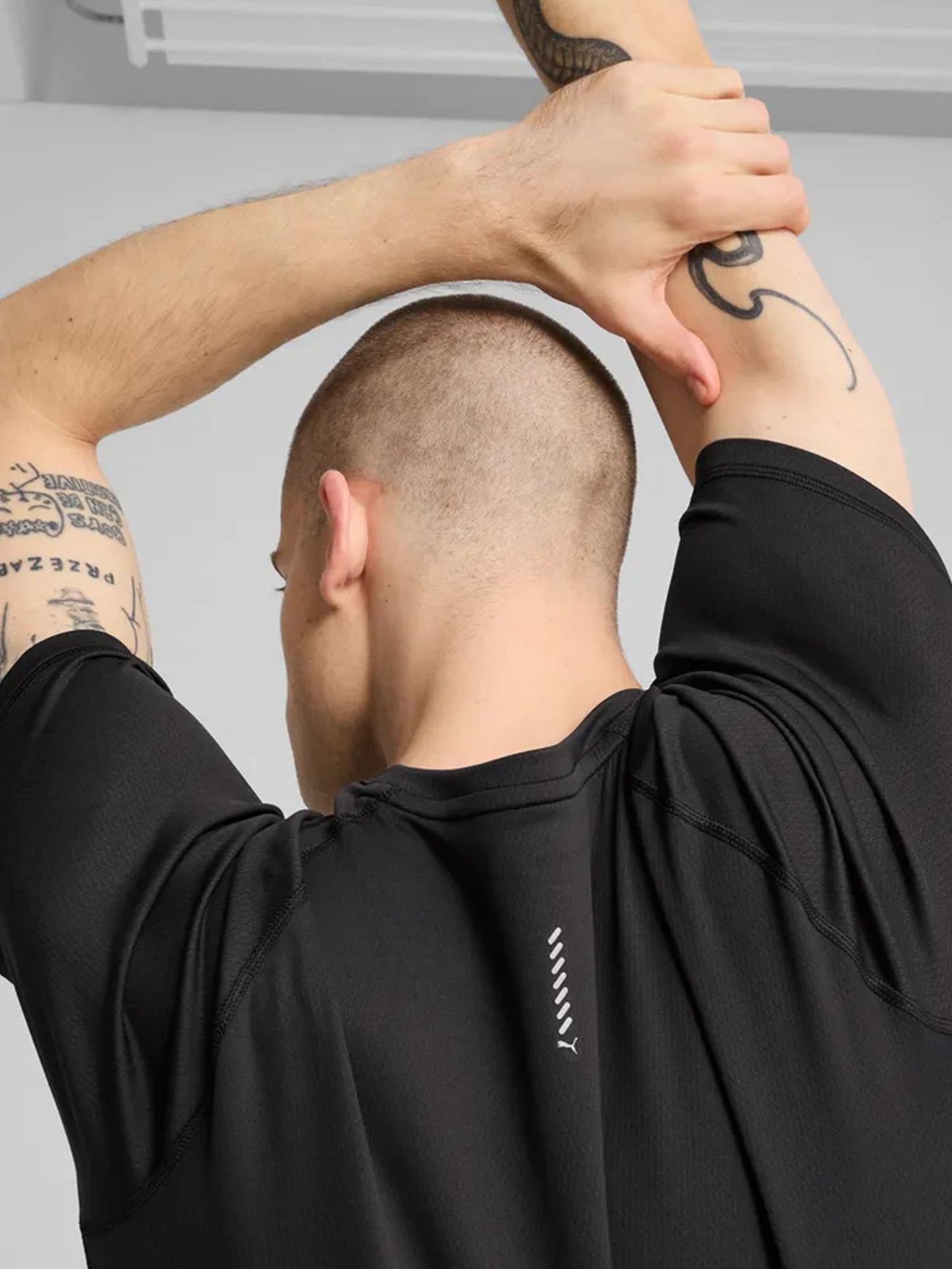 Puma Run Velocity, t-shirt running uomo nera con dryCELL