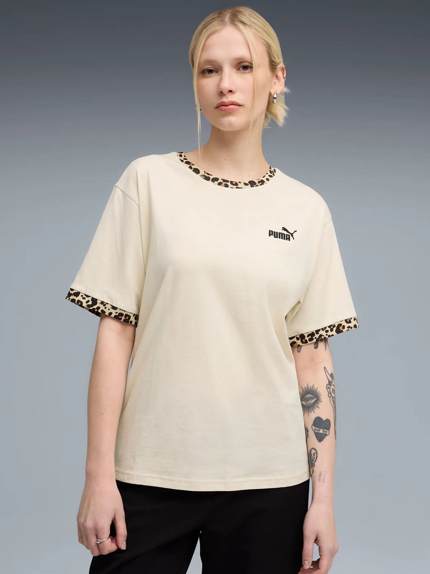 T-SHIRT CON STAMPA ANIMALIER PUMA DA DONNA PANNA
