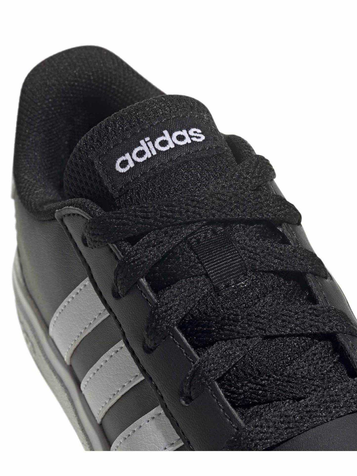 ADIDAS GRAND COURT 2