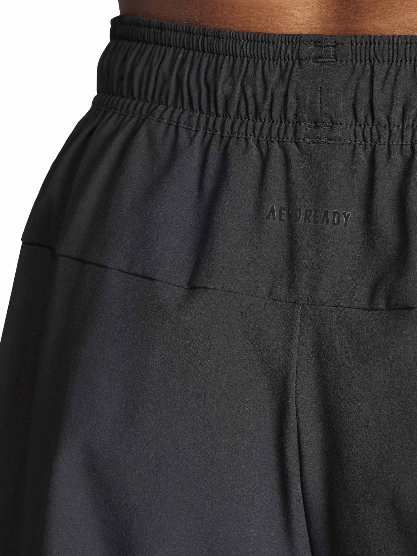 SHORT TRAINING ADIDAS DA UOMO NERO