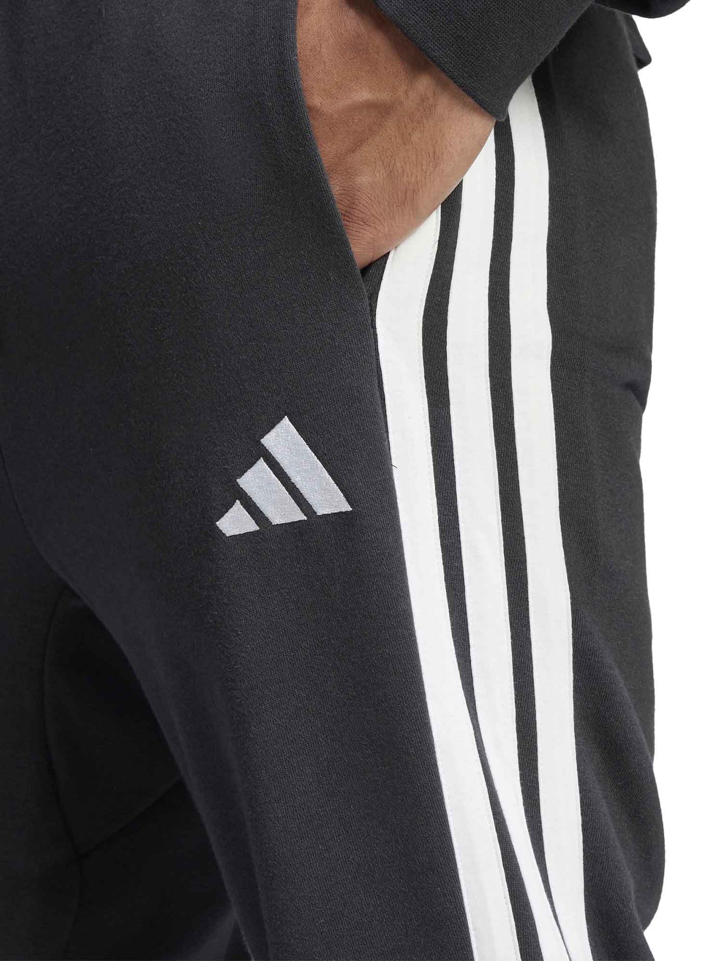 Pantaloni Adidas Essentials 3-Stripes da uomo in nero