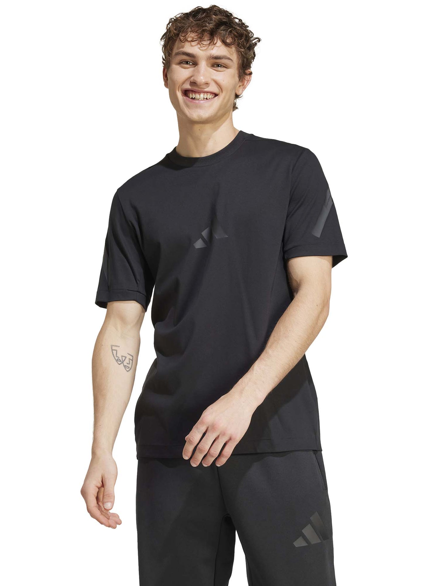 T-SHIRT Z.N.E. LOOSE FIT ADIDAS DA UOMO NERO
