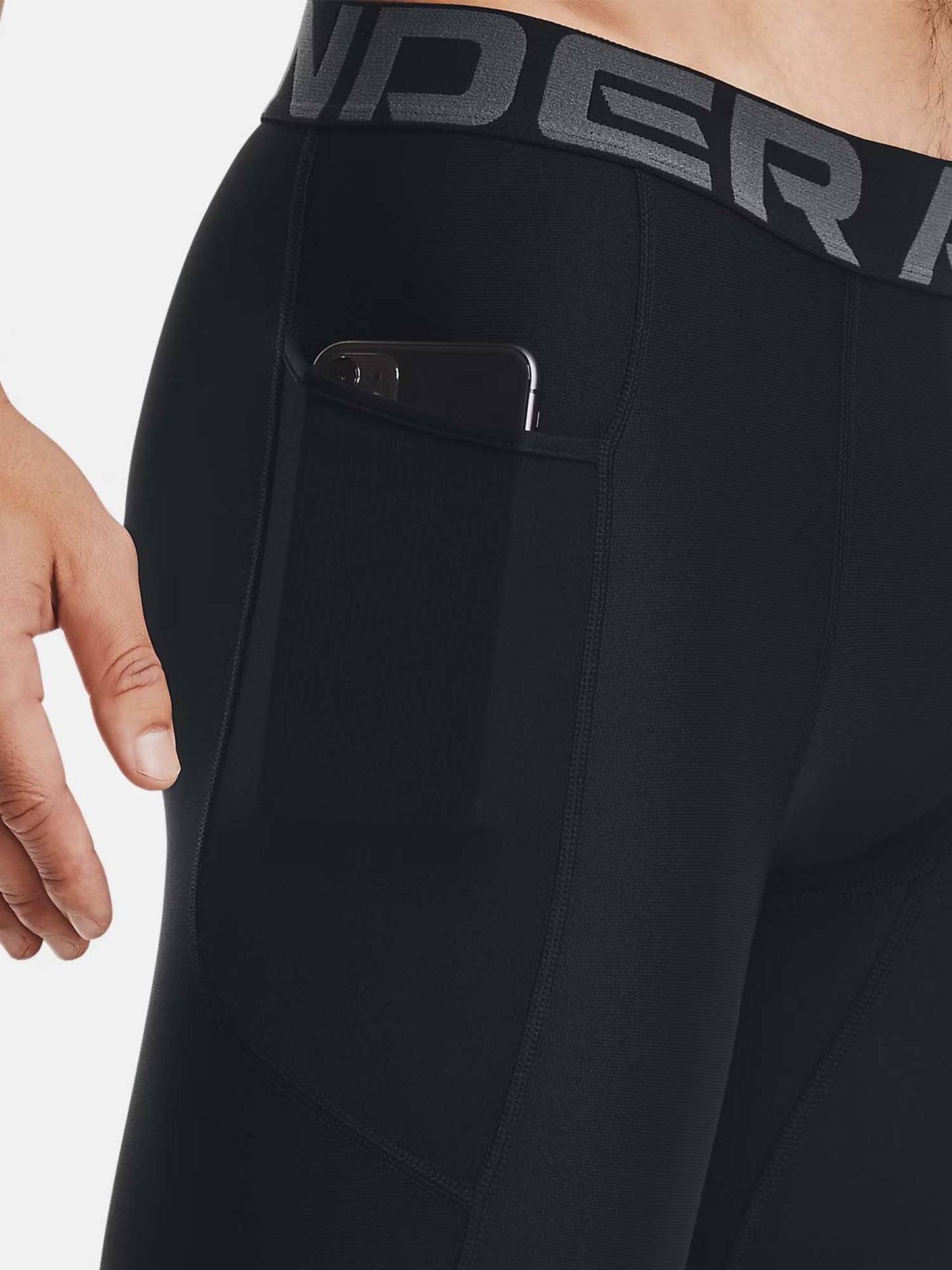 Under Armour HeatGear Pocket Long, bermuda da uomo nero