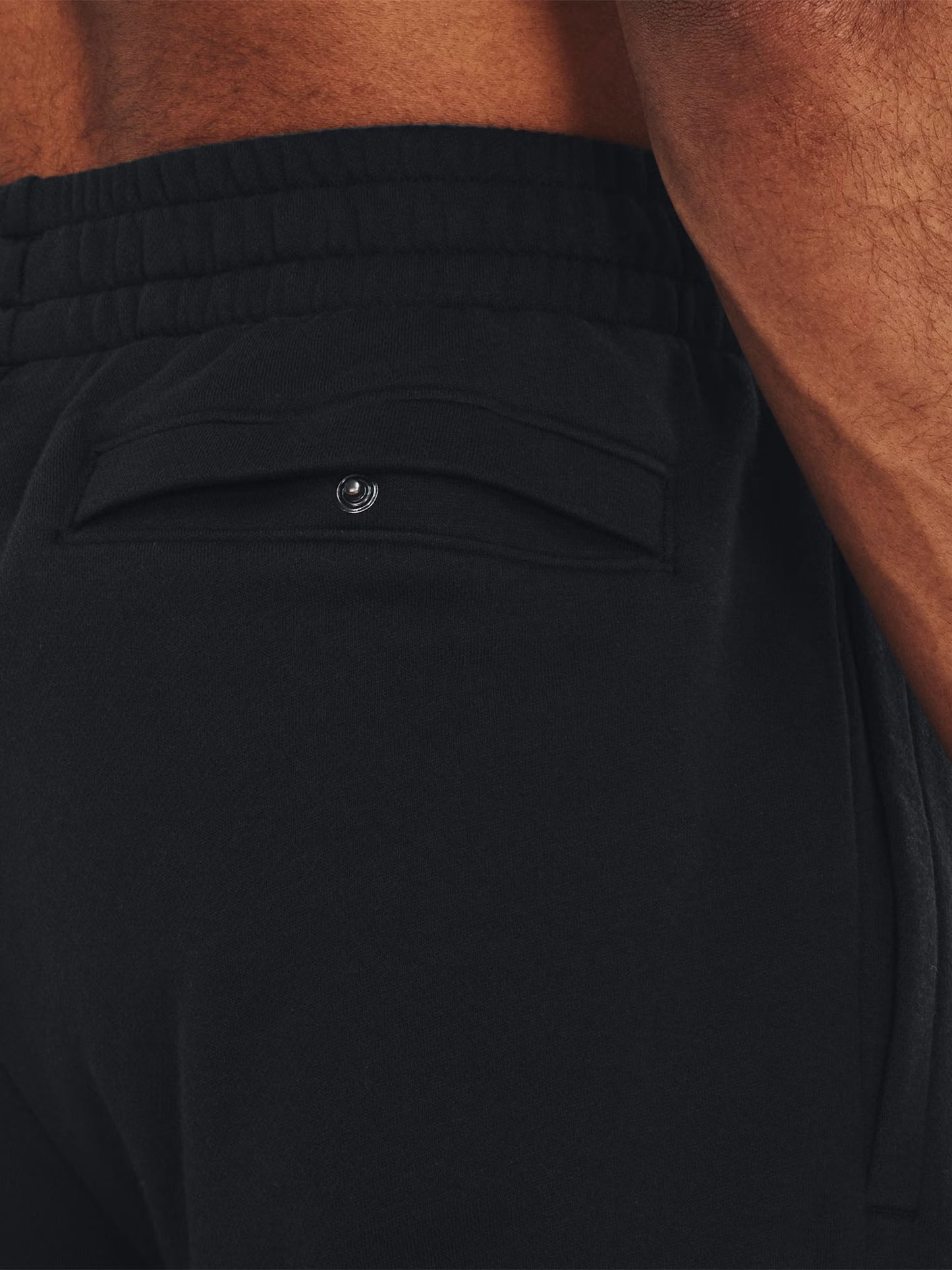 UNDER ARMOUR RIVAL*