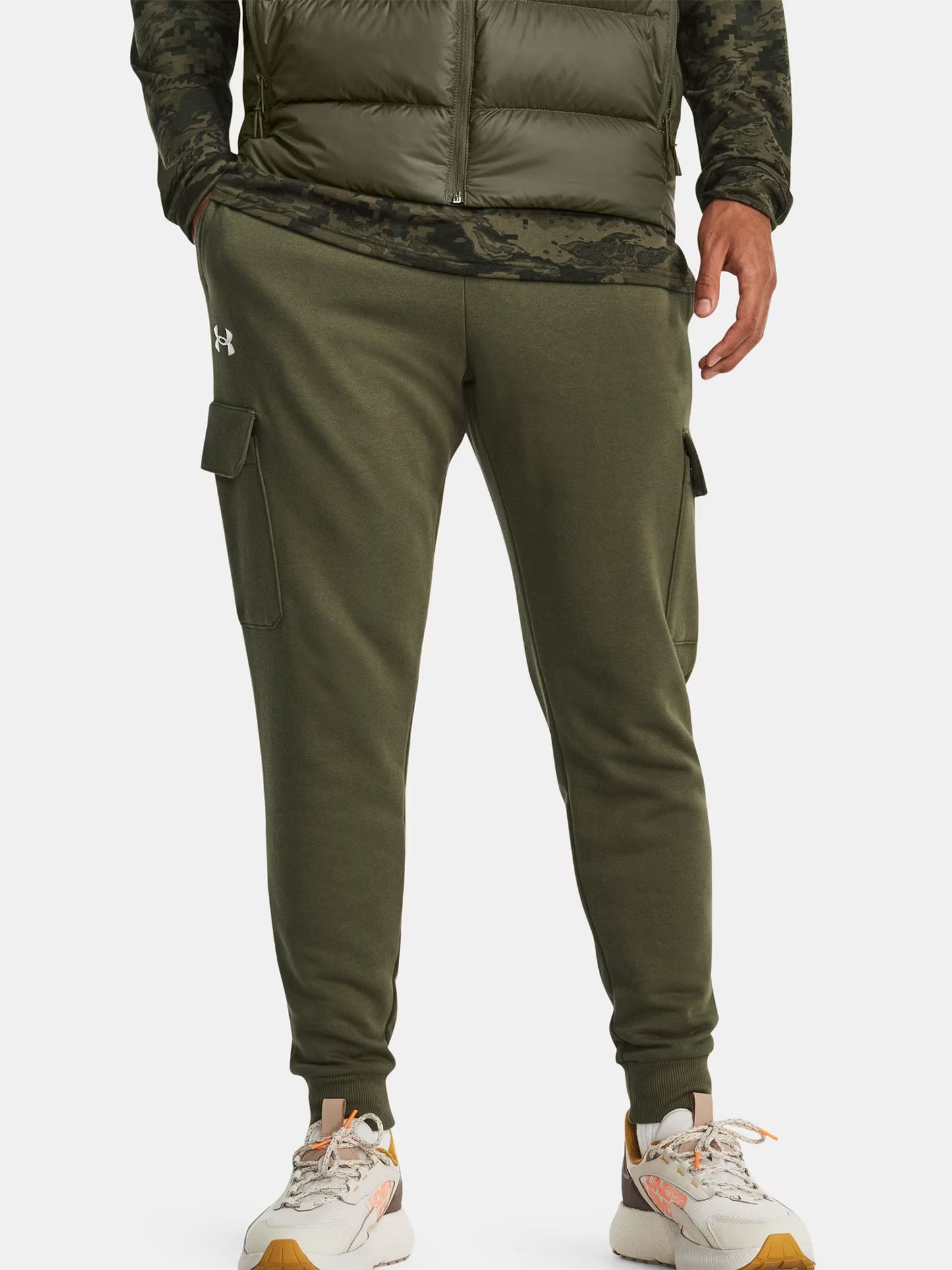 UNDER ARMOUR RIVAL
