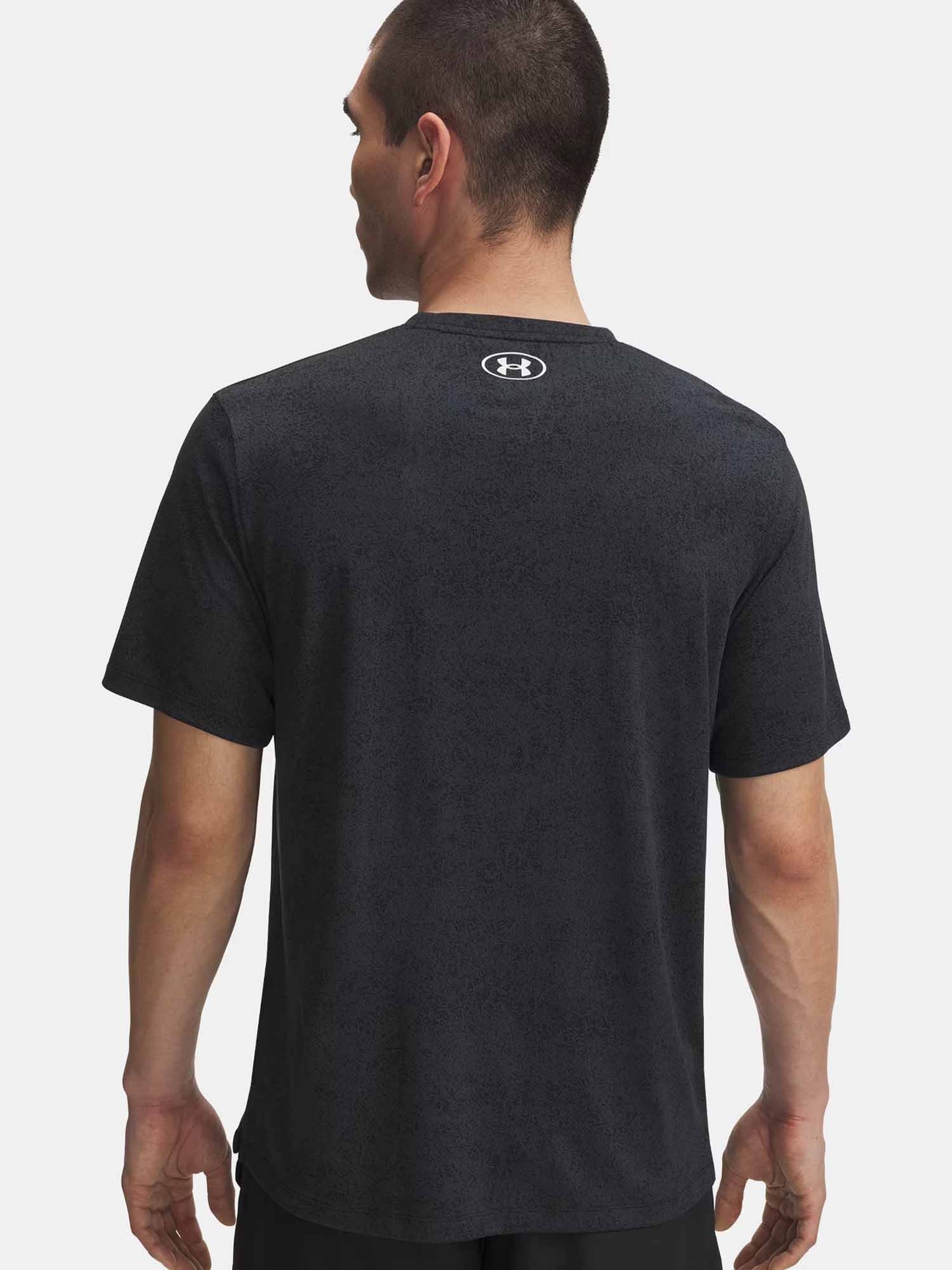 T-shirt UA Tech uomo in poliestere nera leggera e traspirante