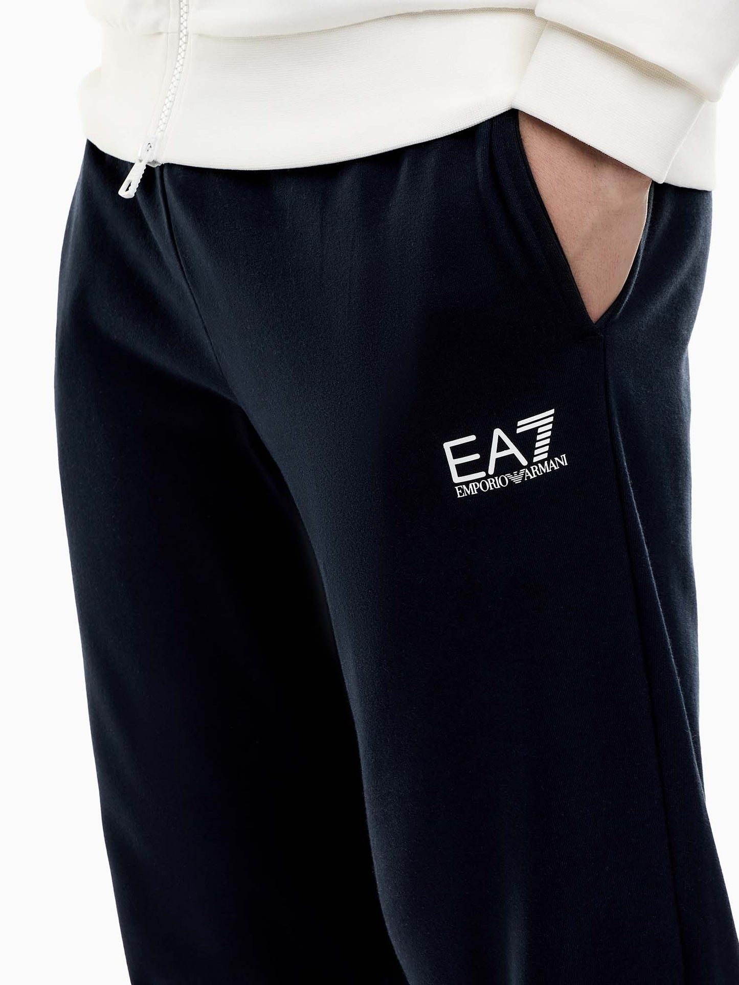 Pantaloni da uomo EA7 Emporio Armani in cotone blu sportivi e raffinati