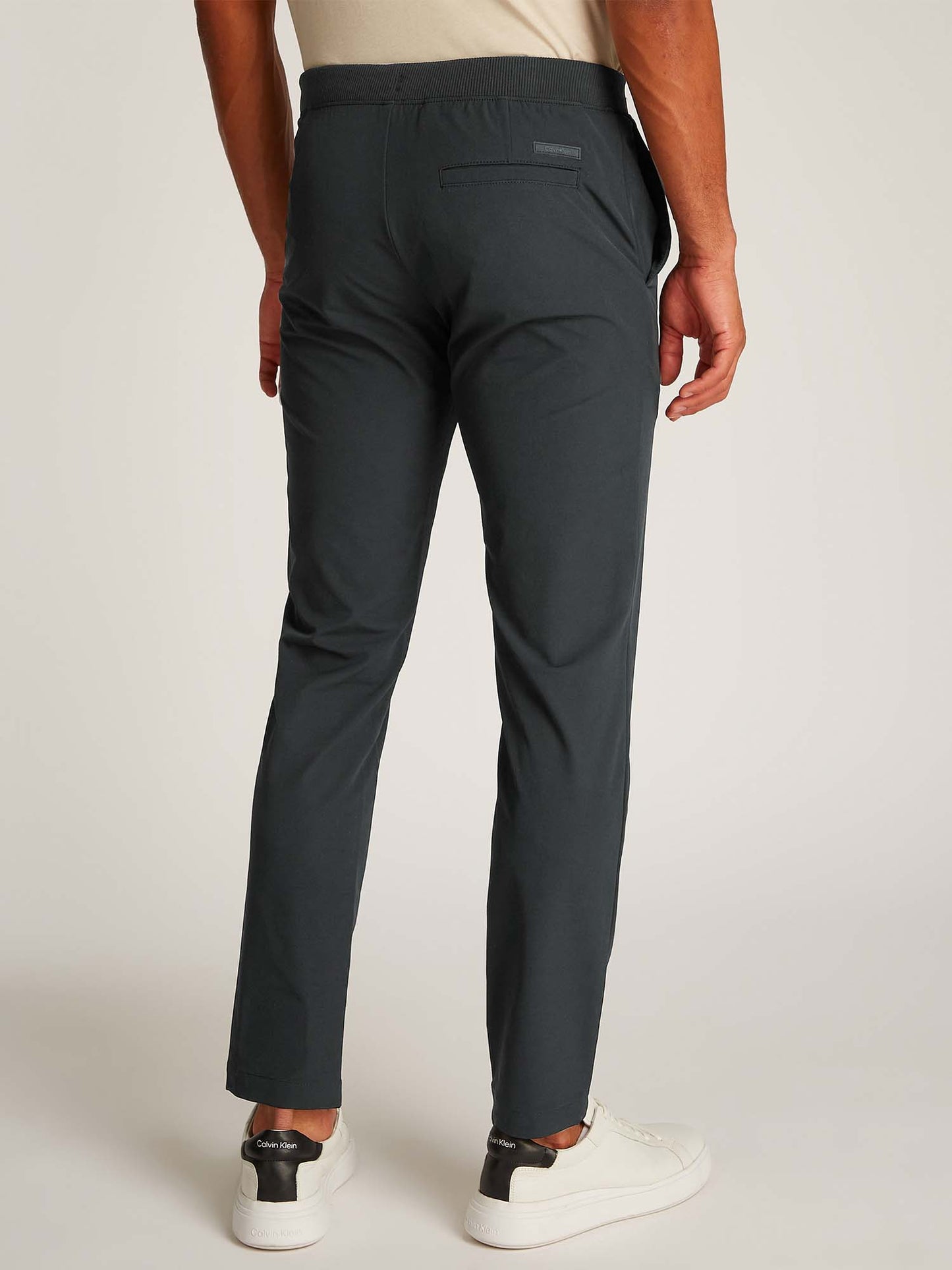 PANTALONE JOGGING STRETCH CALVIN KLEIN JEANS UOMO NERO