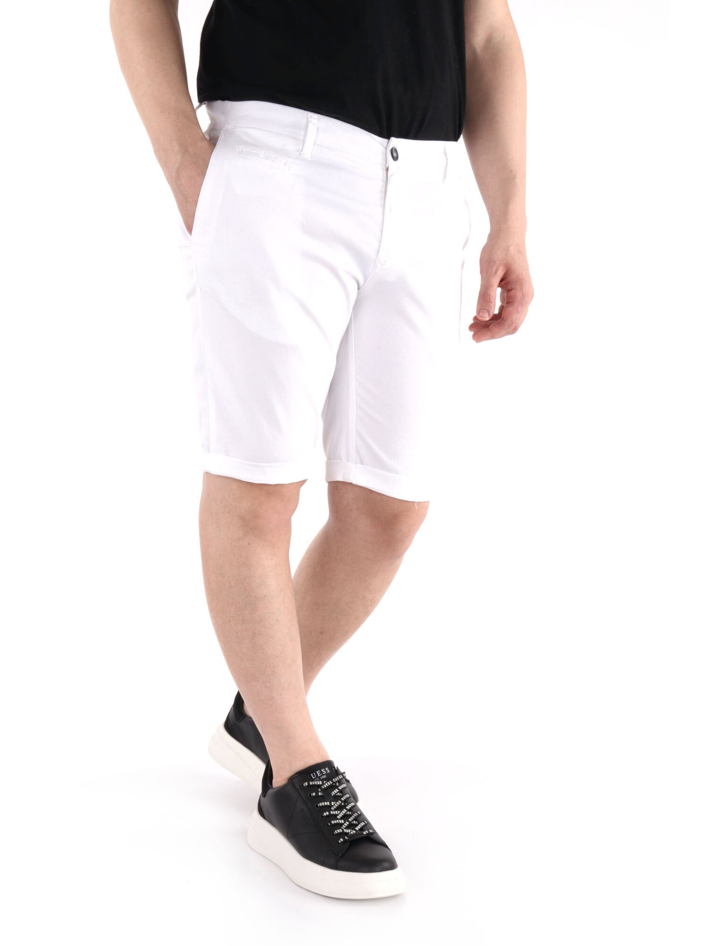 Bermuda Vanni slim da uomo in lycra bianca, stile casual