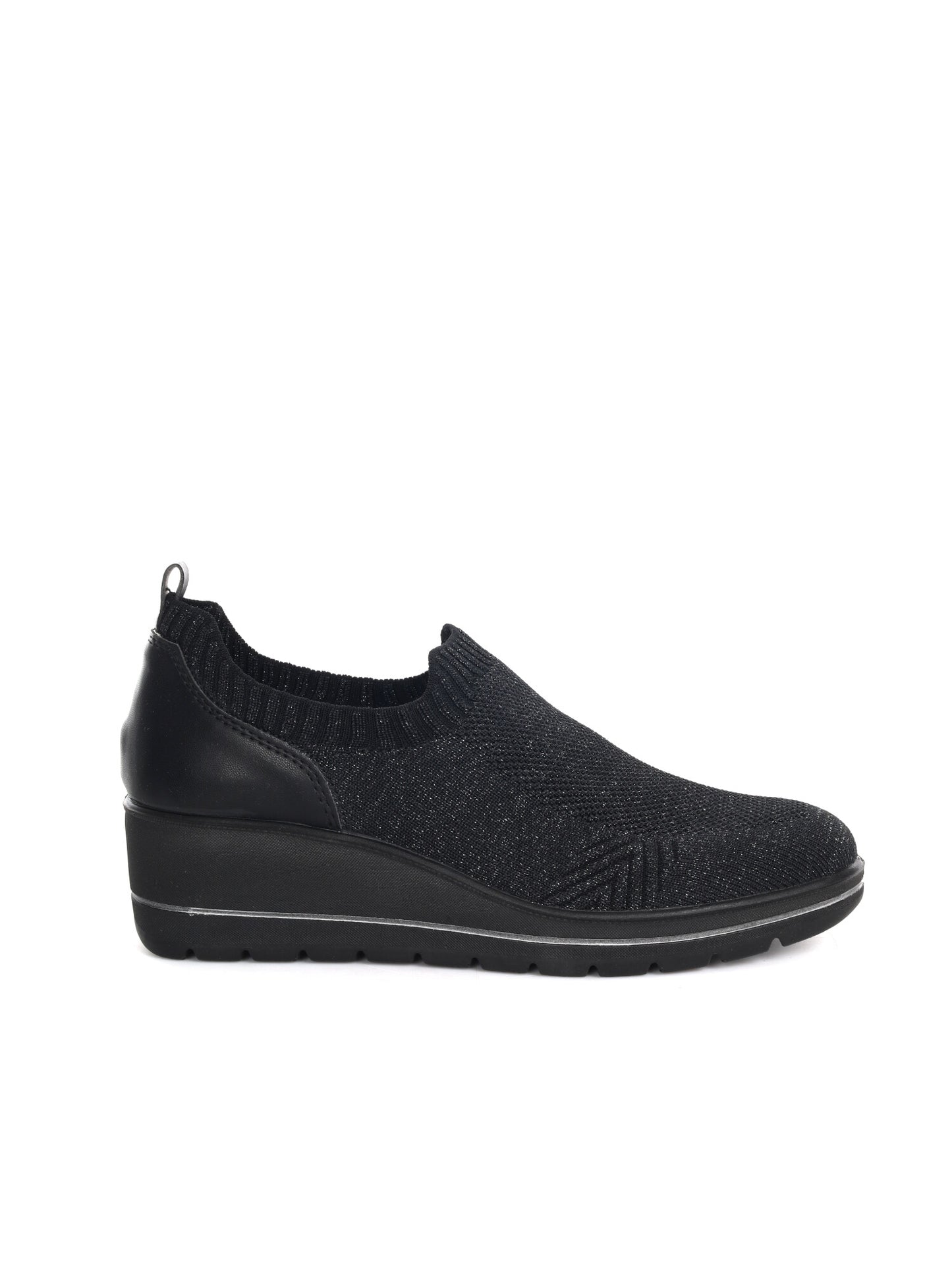 Imac slip on donna in nero versatile e confortevole