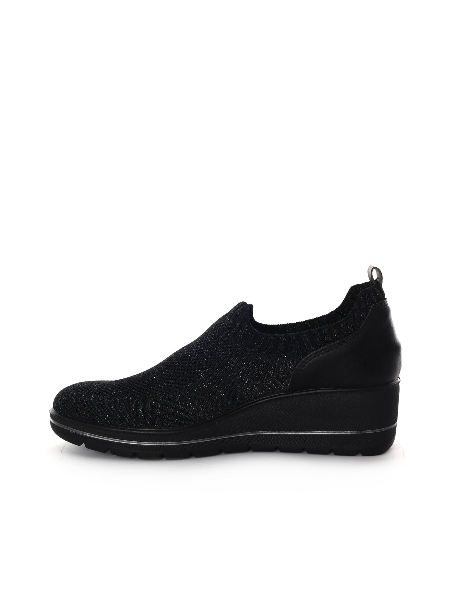 Imac slip on donna in nero versatile e confortevole