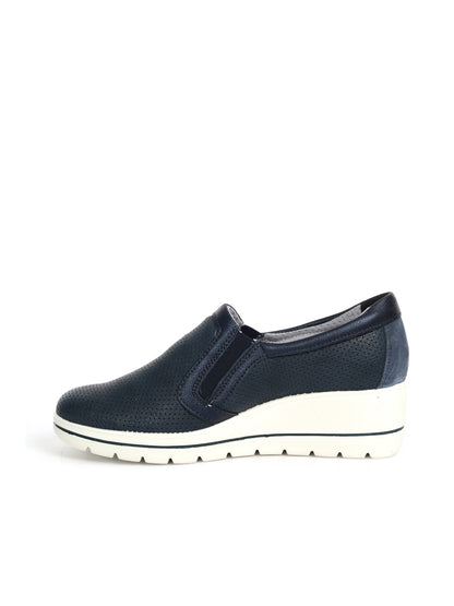Slip on donna Imac blu per la primavera