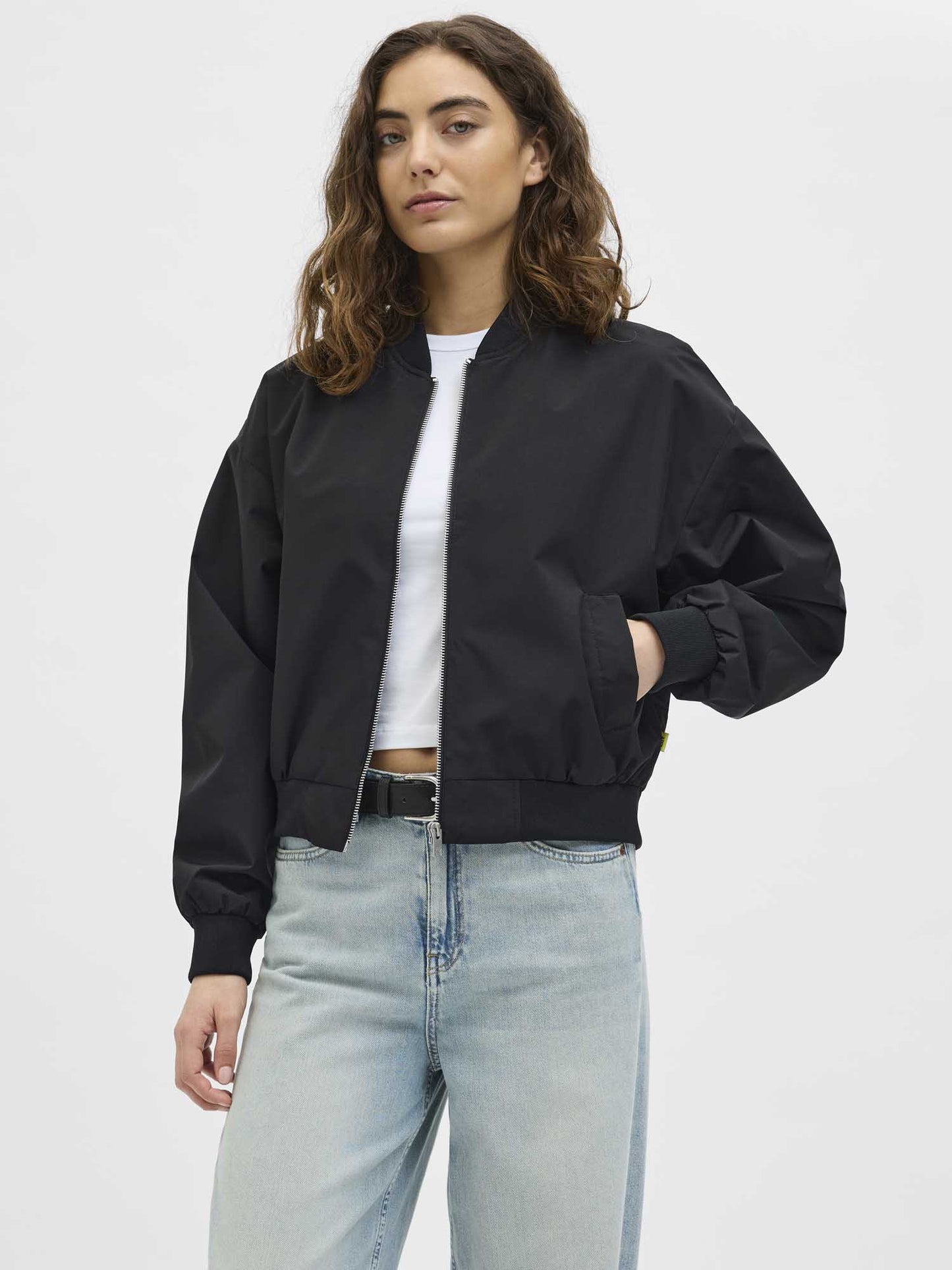 Bomber Jxella da donna nero in poliestere, leggero e casual